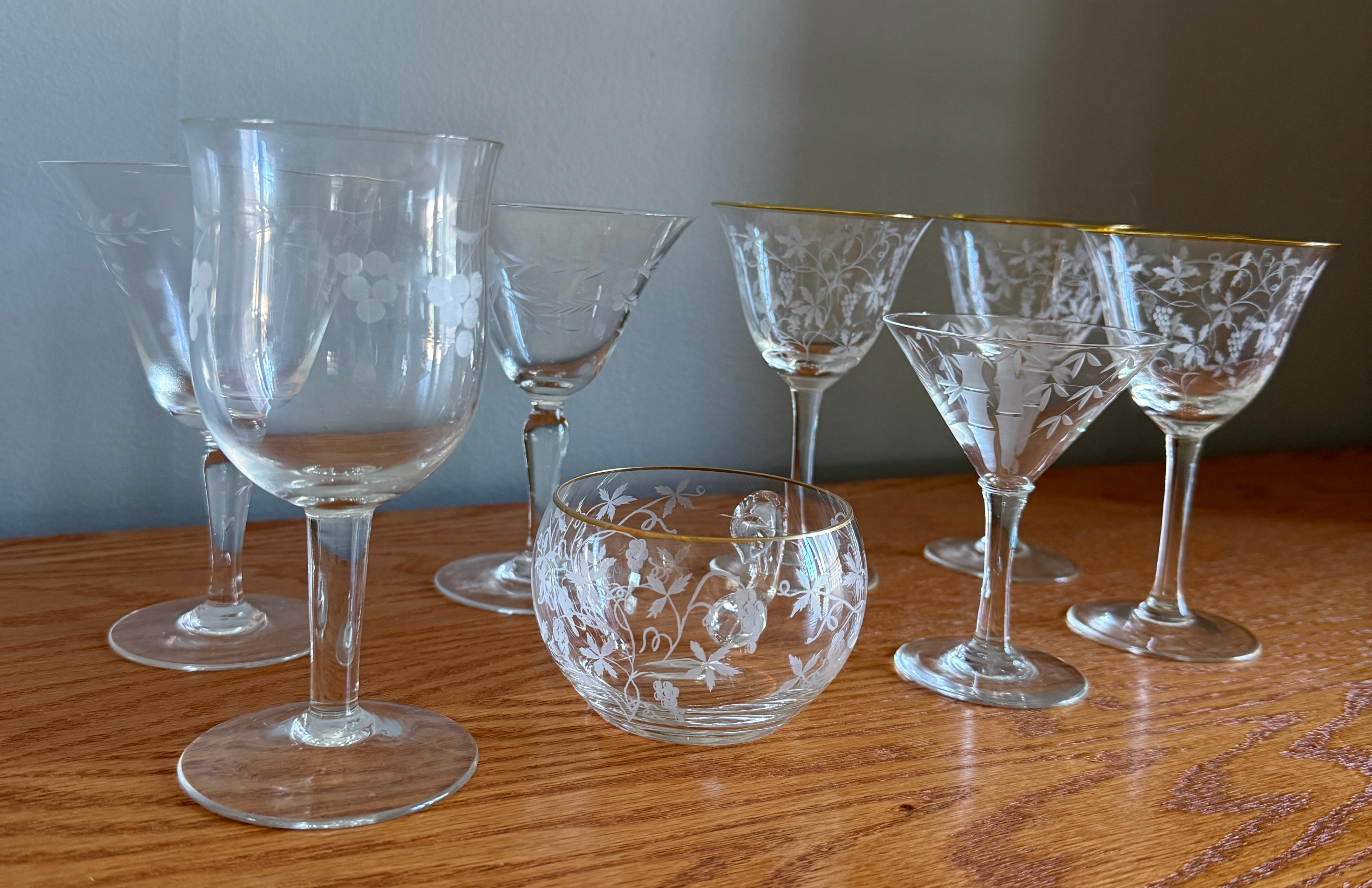 Vintage Etched Glassware – 8 Glasses - photo 2