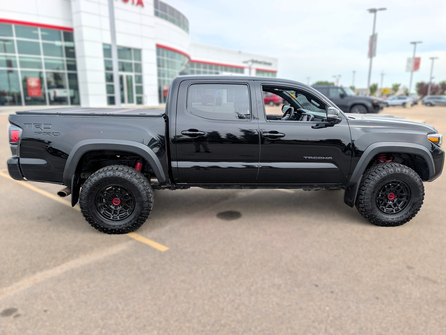 2023 Toyota Tacoma - photo 5
