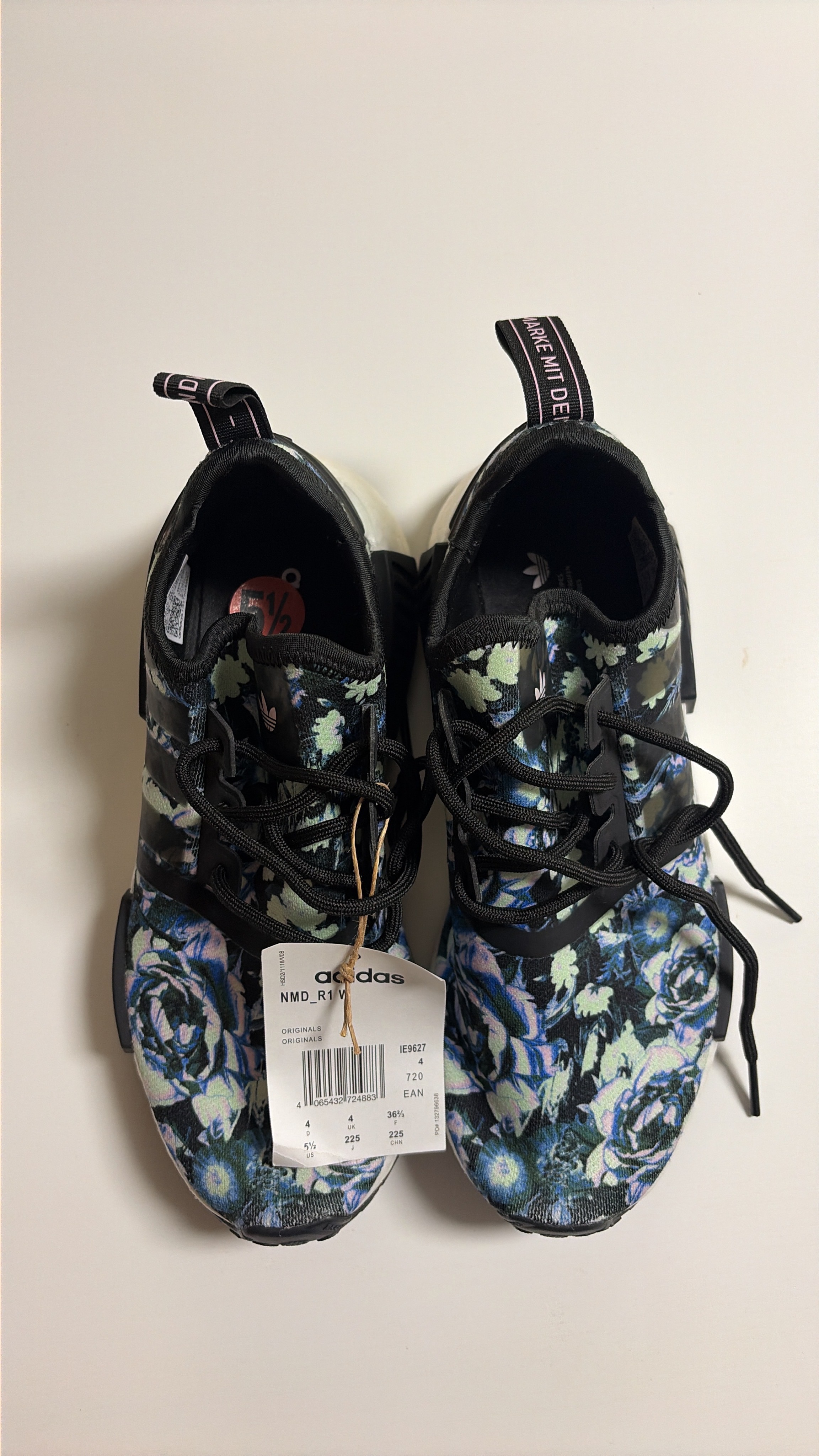 Brand New Adidas Originals NMD_R1 W Floral