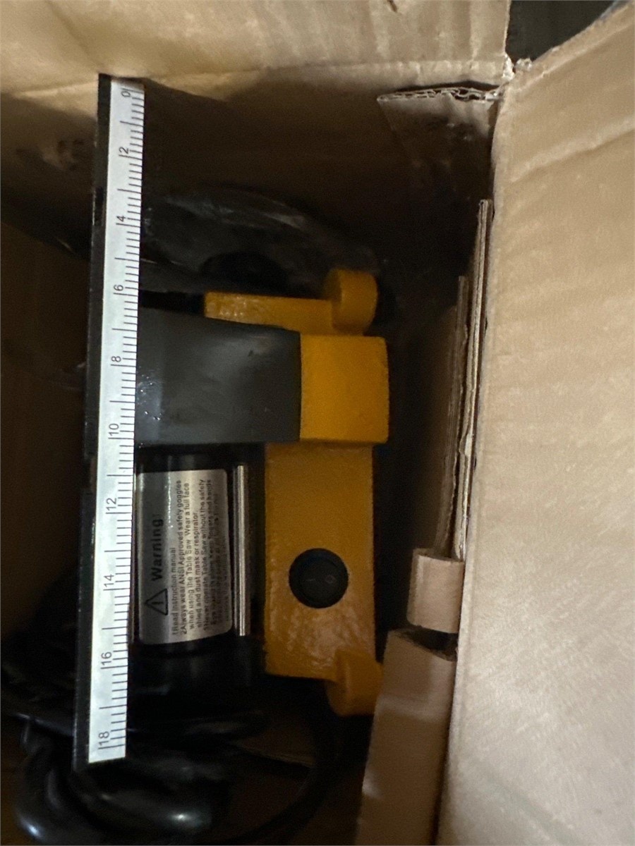 brand new -Small Electric 4-Inch Table Saw - photo 4