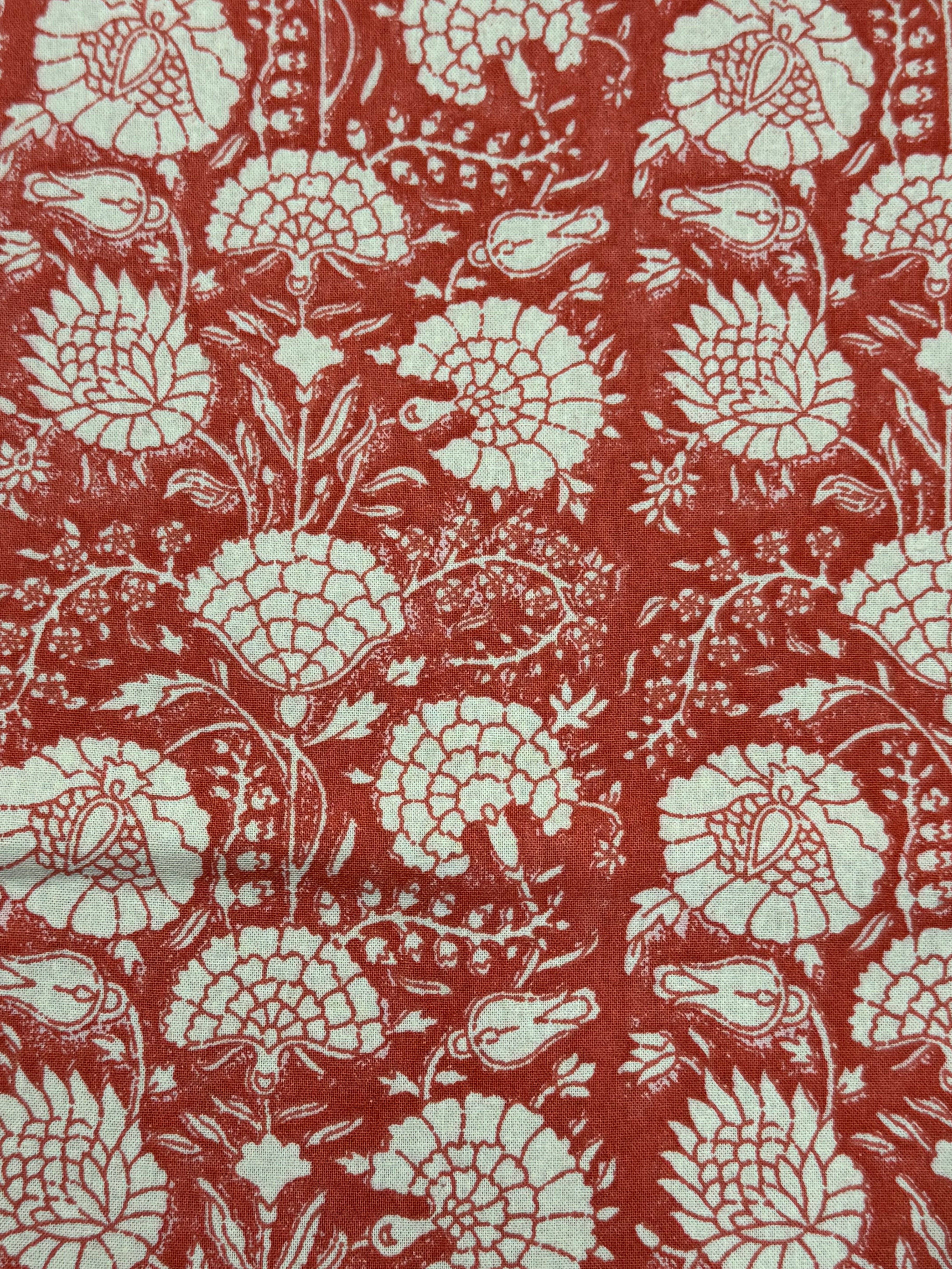 Brand New • Red & White Print Cotton Tablecloth • Steal Deal - photo 4