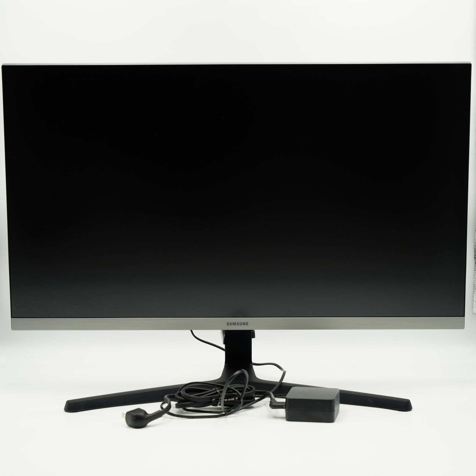 Samsung Monitor 28” 4K UHD U28R550UQN Like New