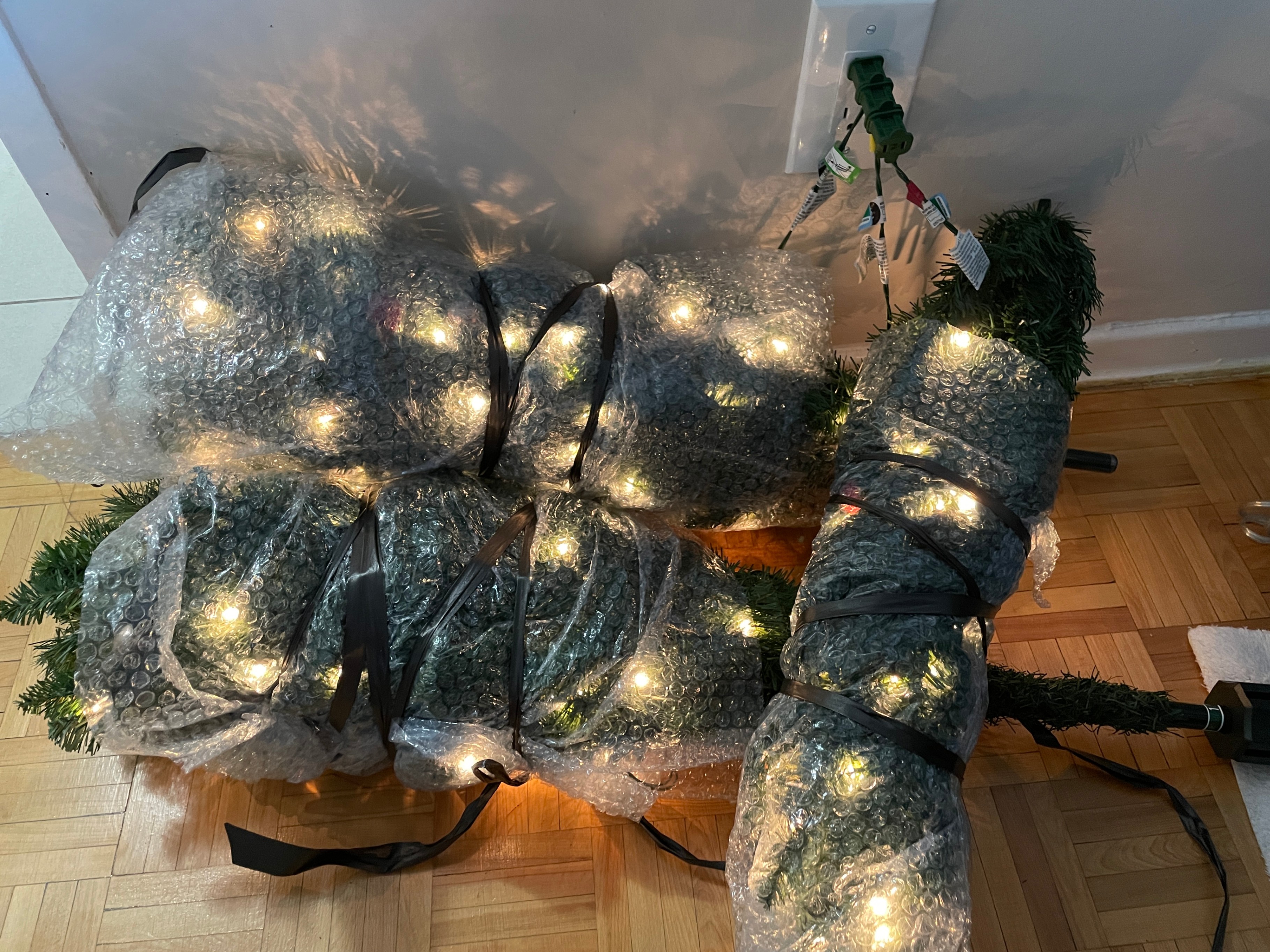 Moving Sale - 6ft Pre-Lit Christmas Tree - photo 2