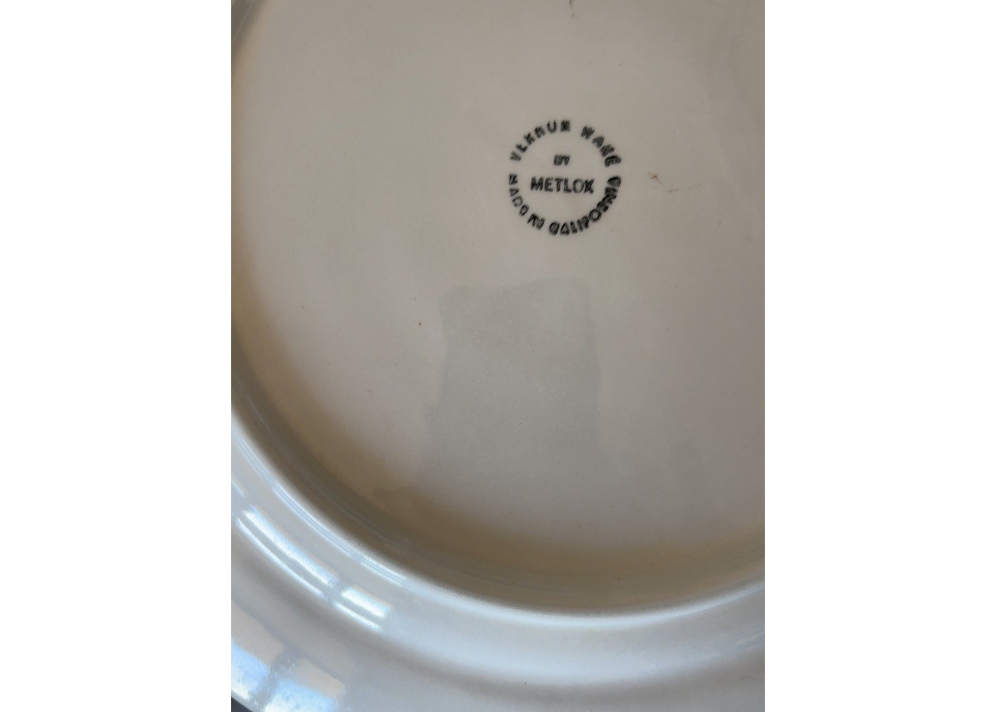 Metlox Della Robbia 4.5-Inch Salt Shaker