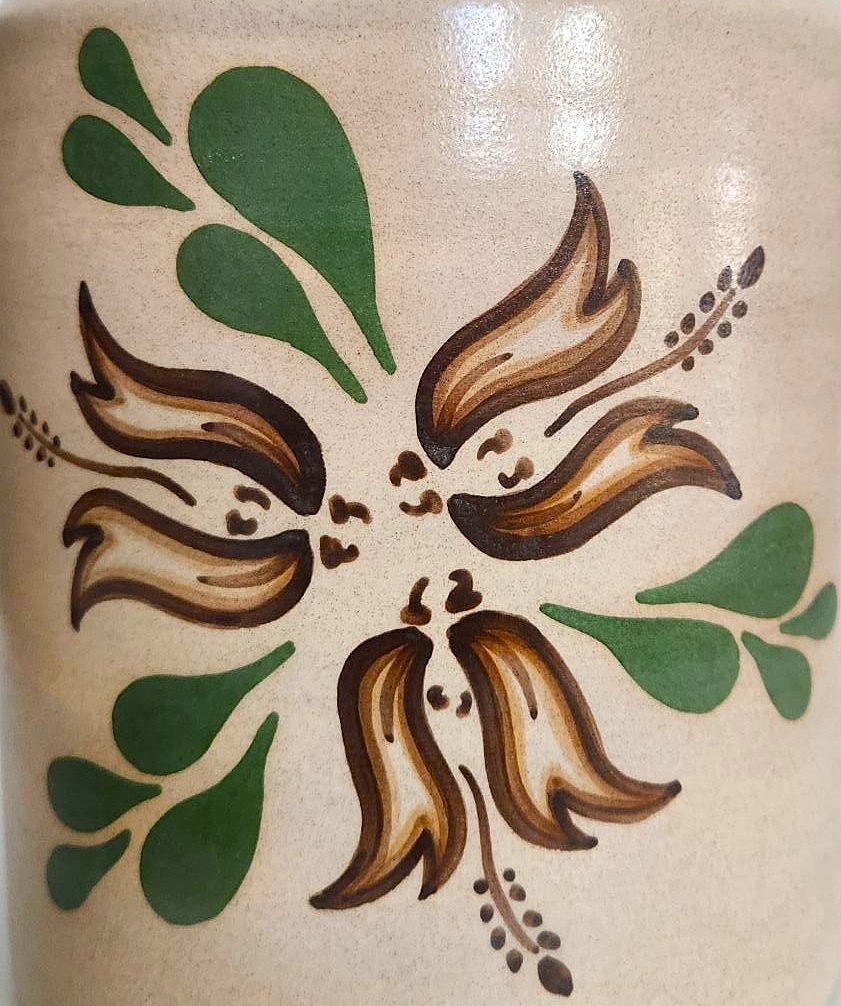 Artisan-Signed Canadian Pottery: Hand-Painted Stoneware Jug - photo 3