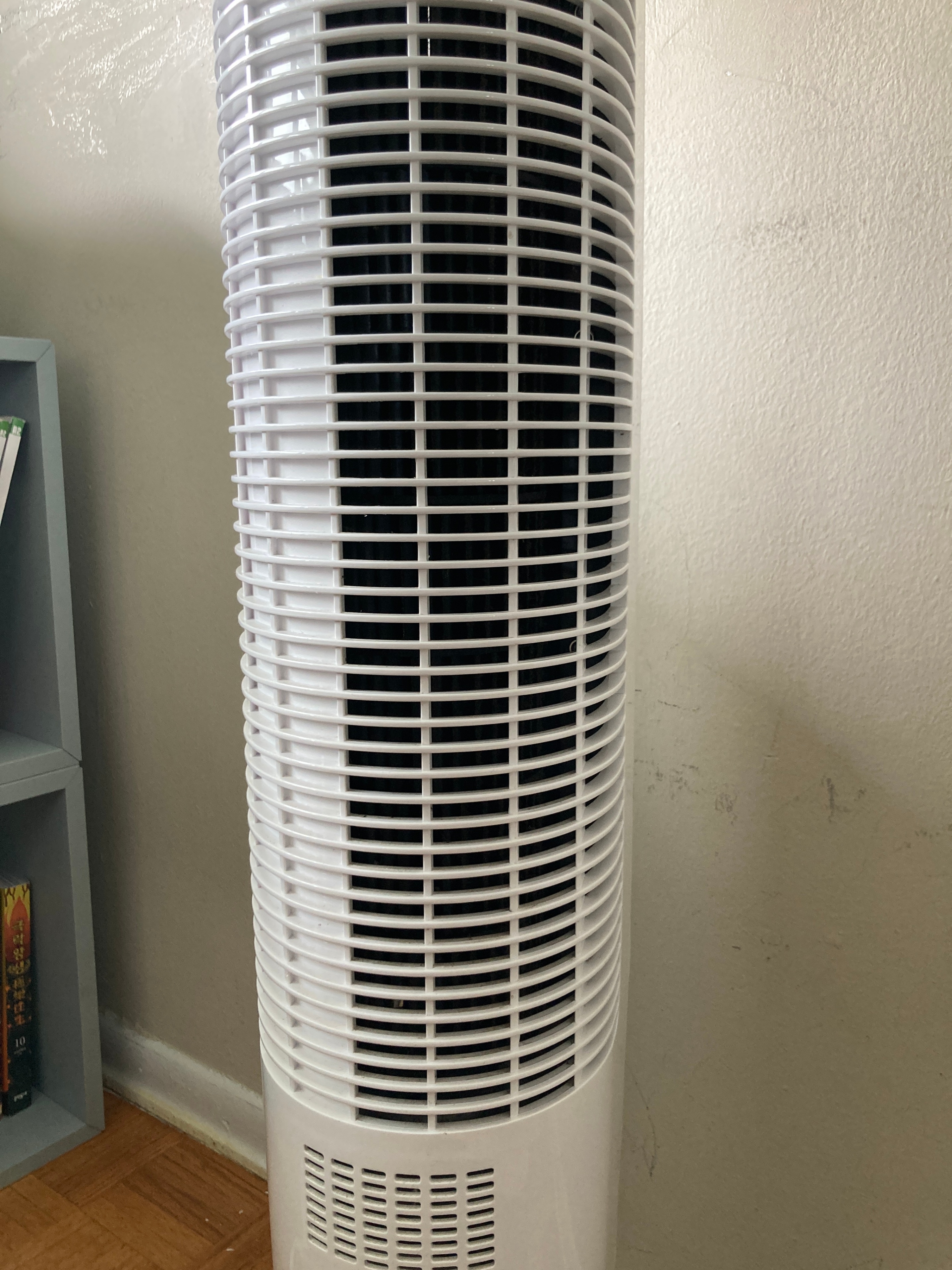 PELONIS FZ10-10JRH 40" Tower Fan with Remote, White - photo 2