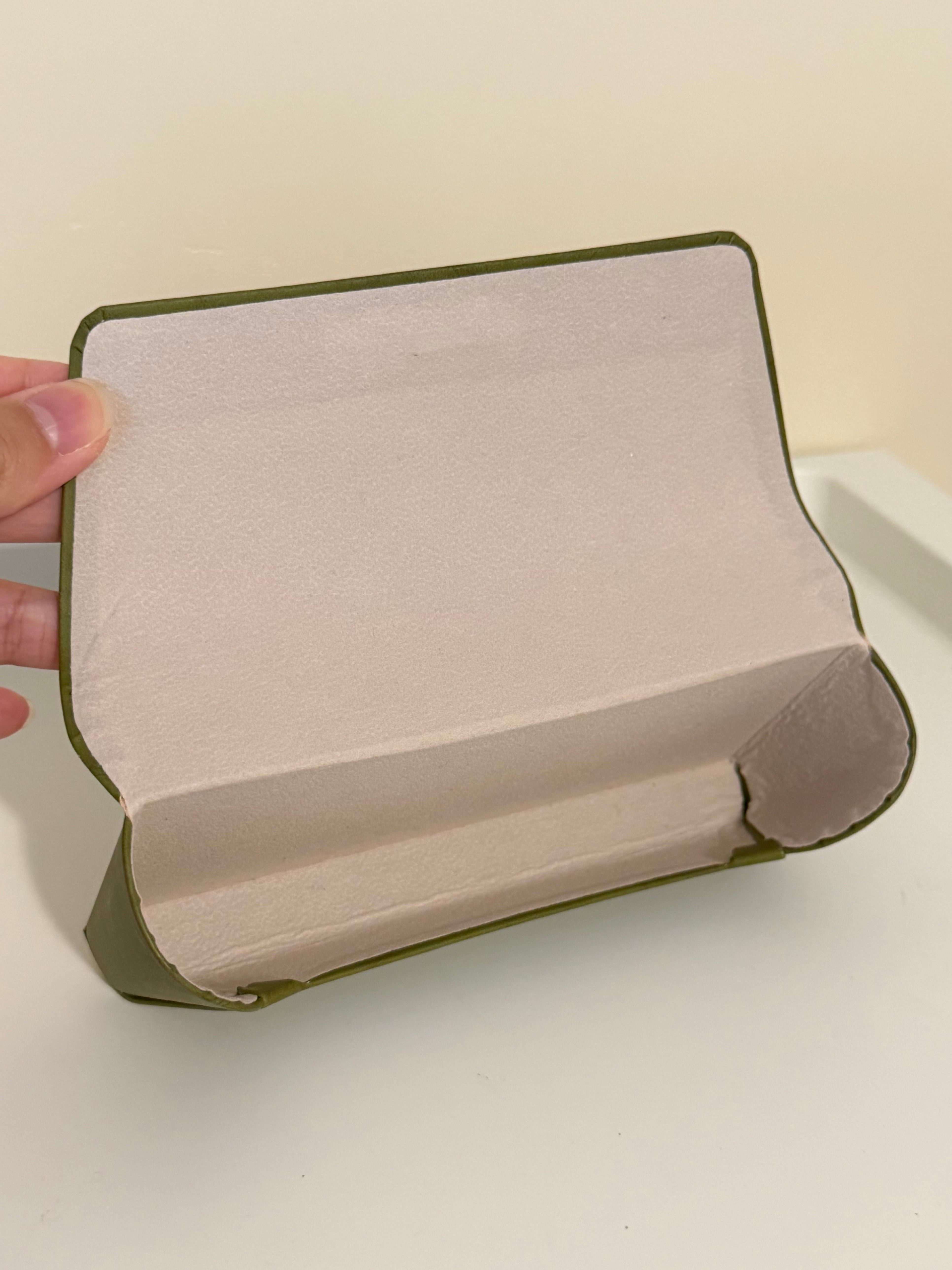 Green Foldable Eyeglasses Case - photo 2