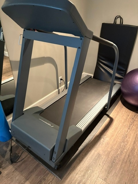 PaceMaster ProSelect VR Treadmill – used – JUST REDUCED by $100 - photo 5