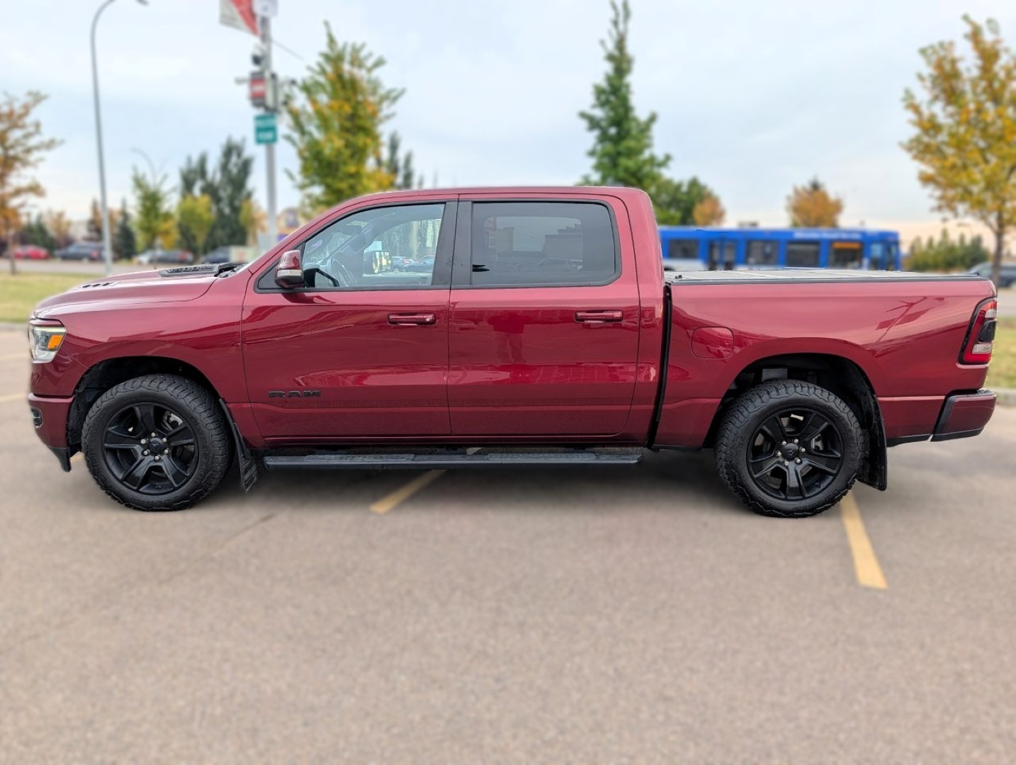 2022 RAM 1500 Sport - photo 2