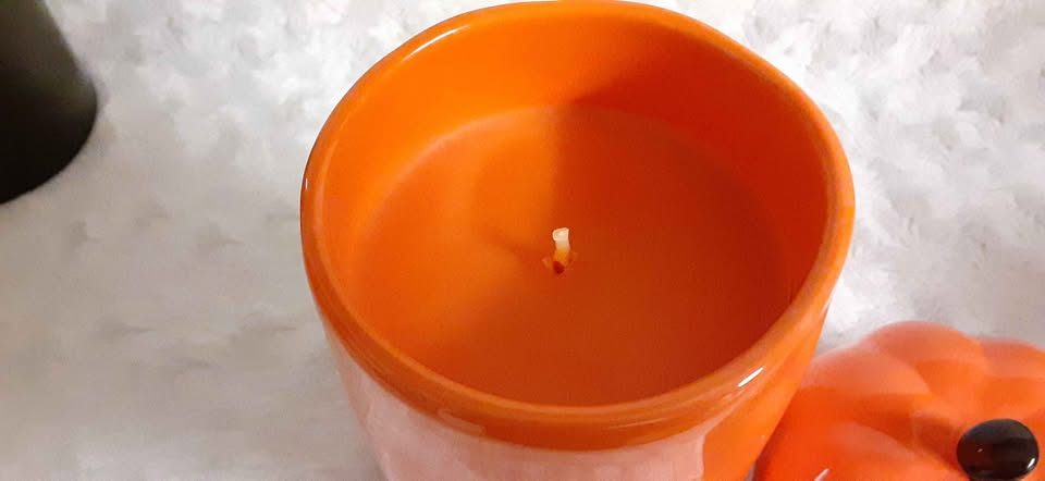 Rae Dunn Pumpkin Latte Scented Candle Happy Halloween - photo 4