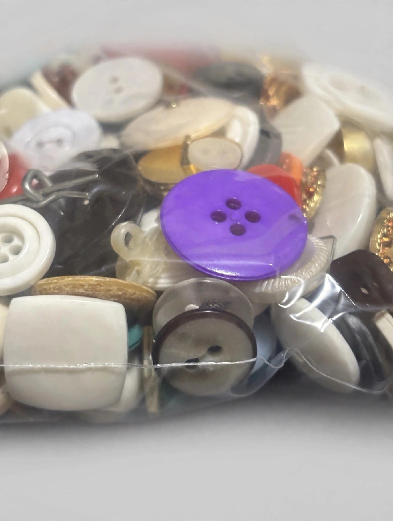 Vintage Mixed Lot 340g Old Buttons Collection Craft Sewing - photo 2
