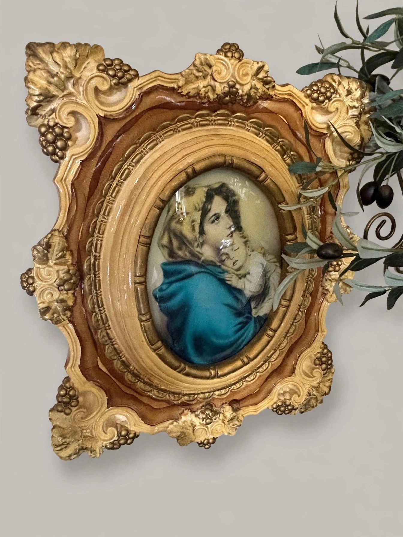 Vintage Ornate Gold Framed Madonna and Child Print Convex Glass