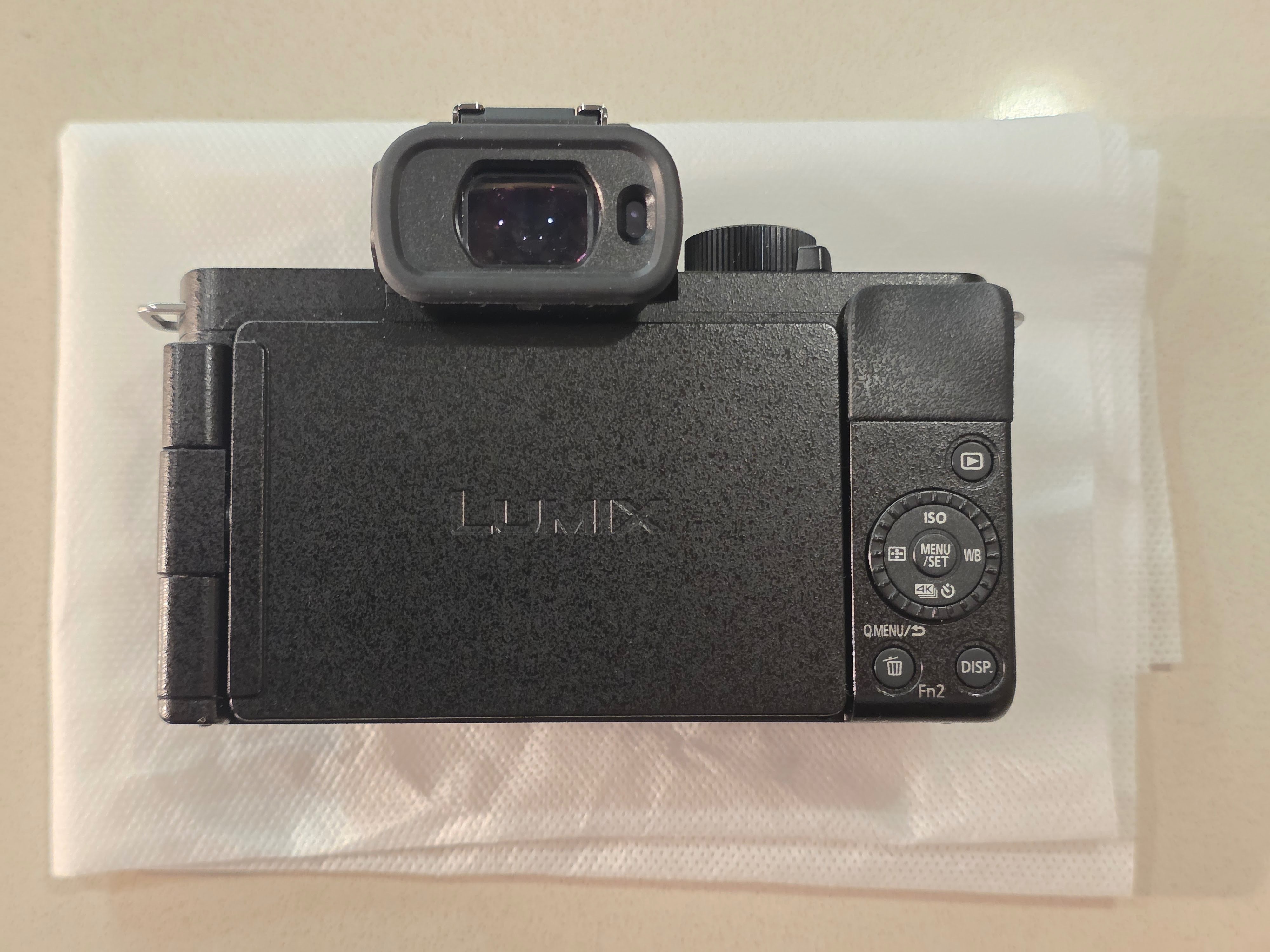 Panasonic Lumix G100 Micro Four Thirds 20.3MP Camera Body - photo 4