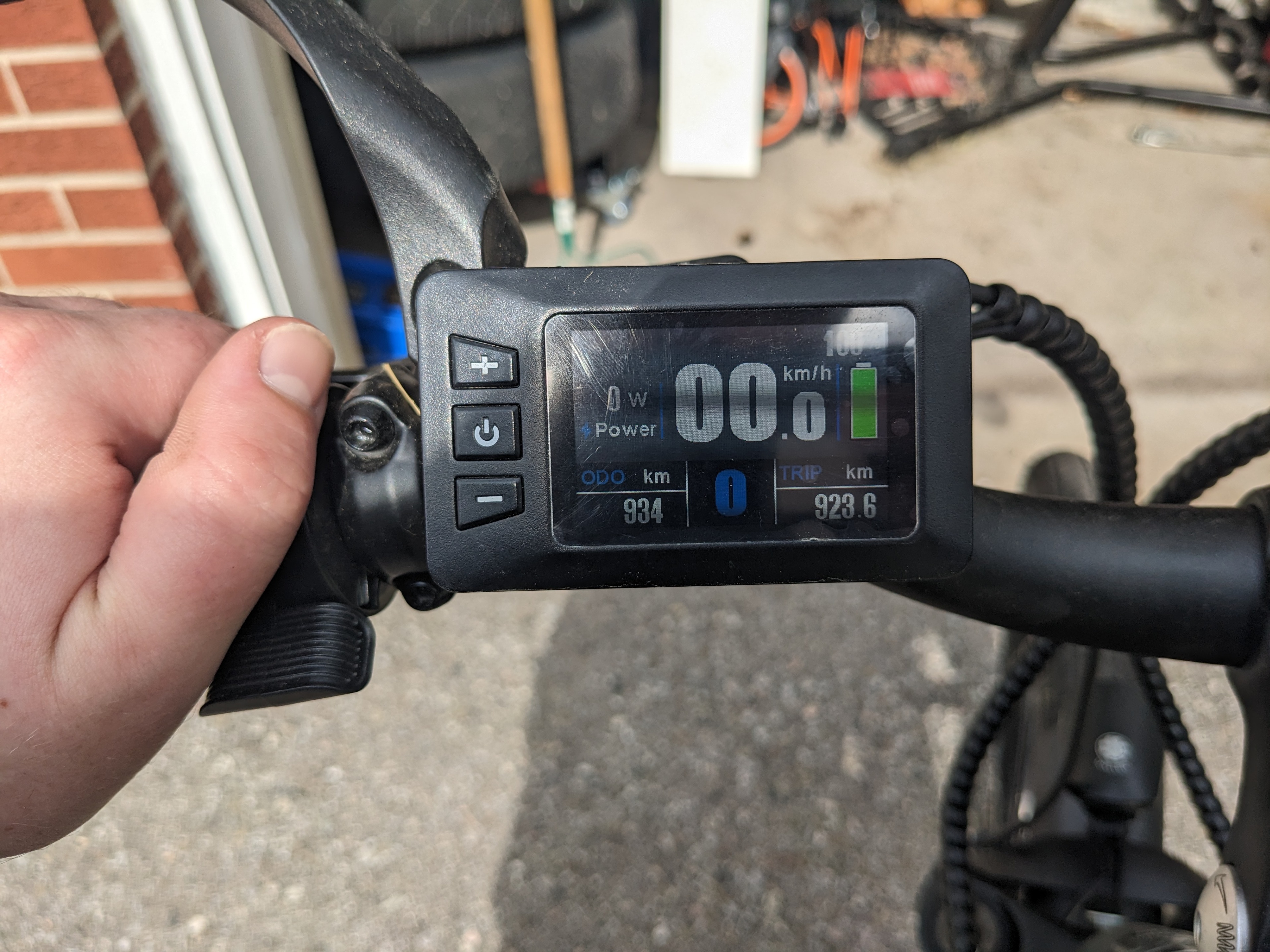 Ride1Up 700 w/Saddlebags & GRANIT Super Extreme 2500 Lock - photo 2