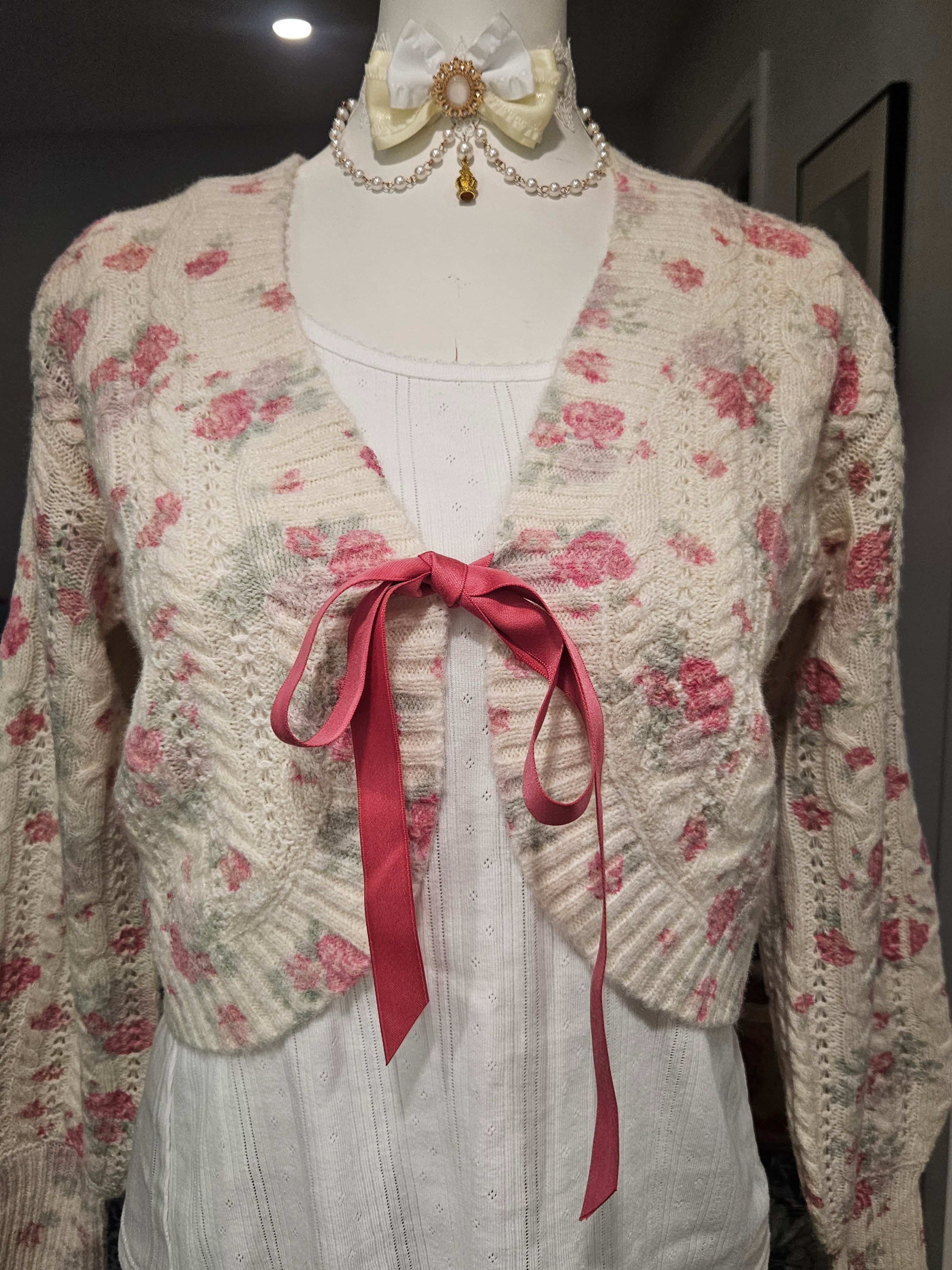 grannycore floral cardigan