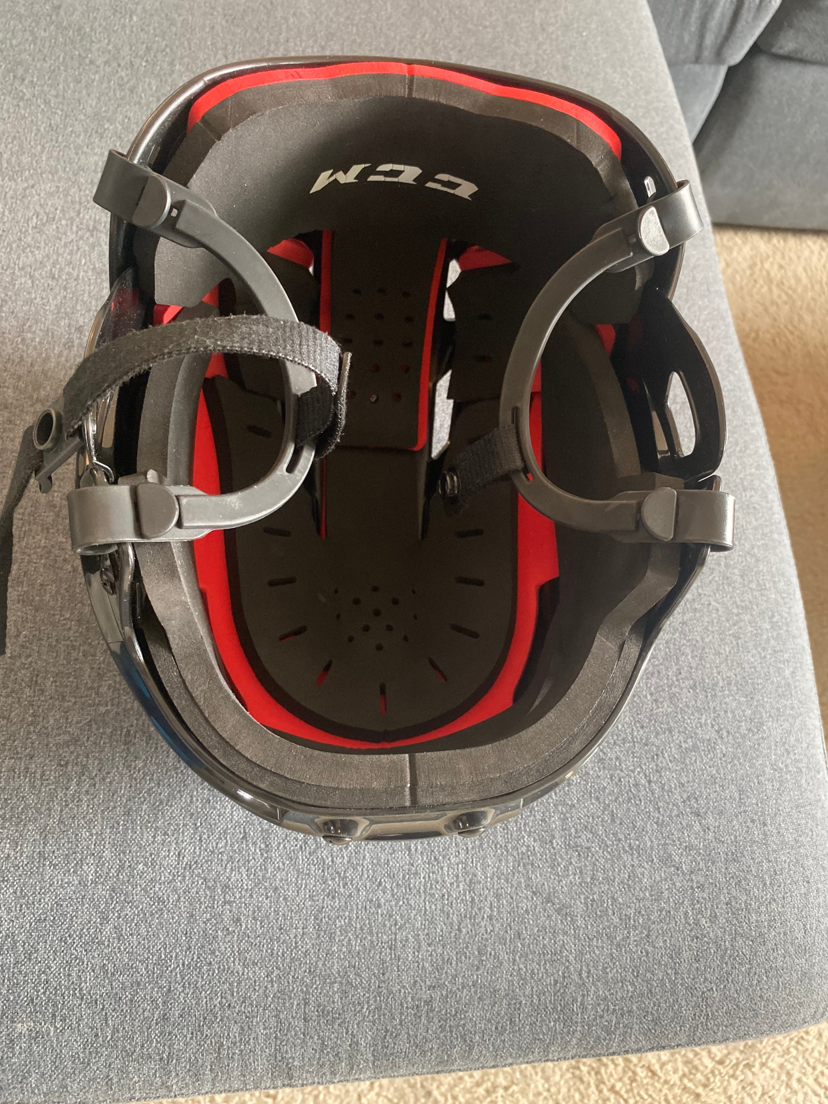 CCM Hockey Helmet - photo 3