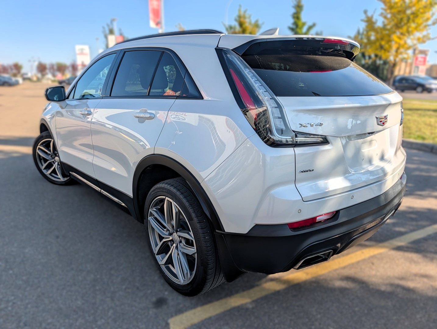 2023 Cadillac XT4 - photo 3