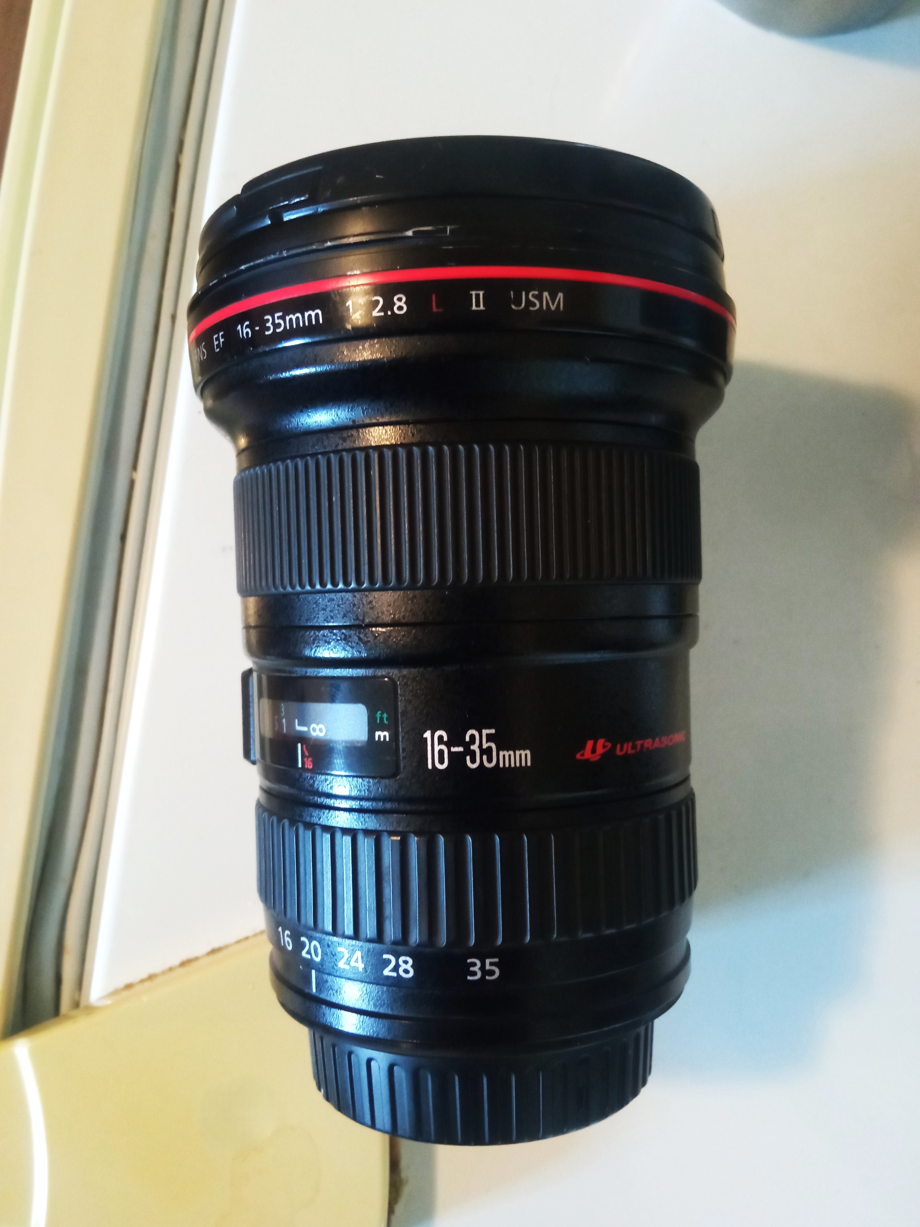 Canon EF 16-35mm f2.8 L II USM - photo 2