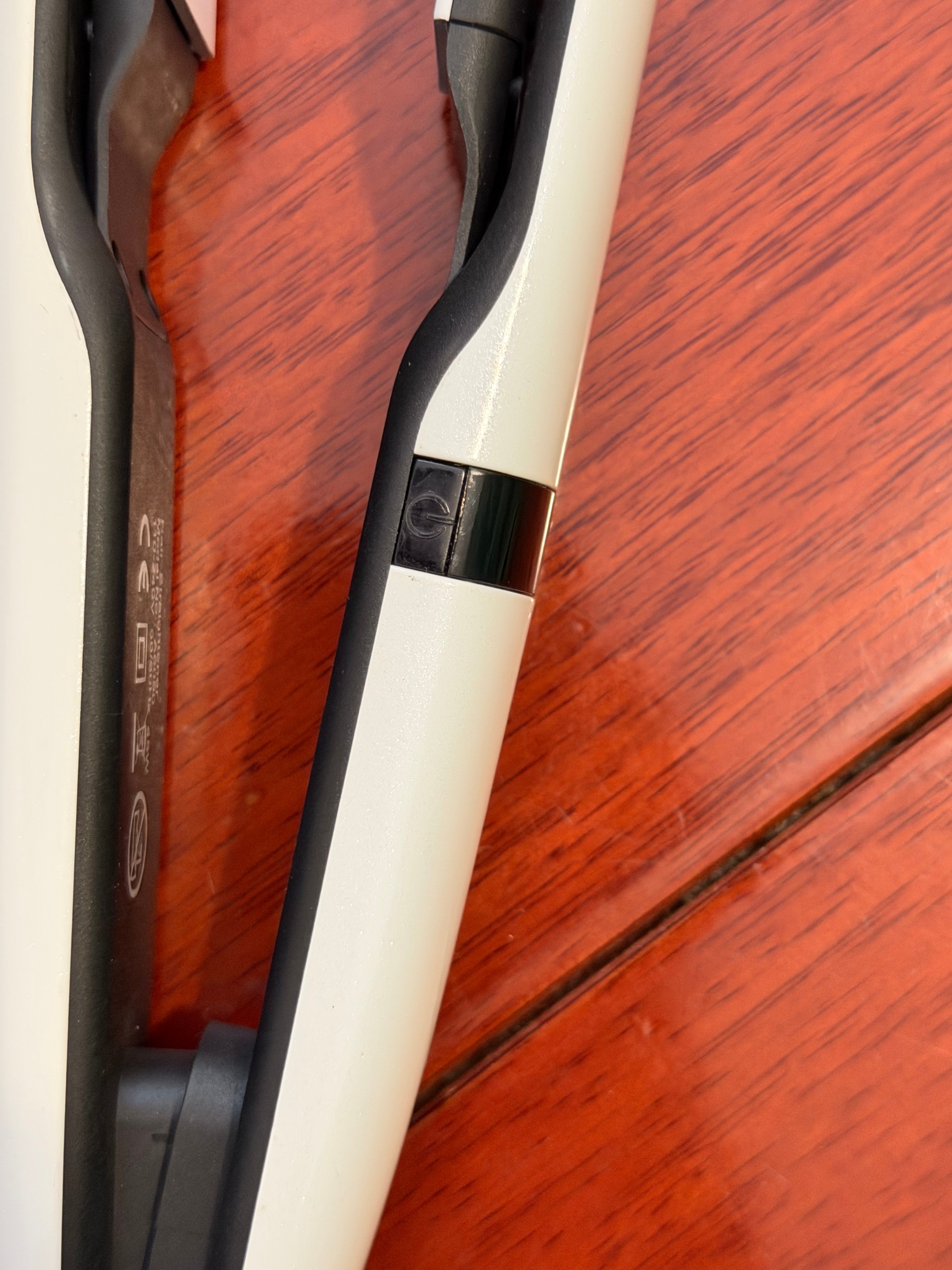 Digital Hair Straightener – Adjustable Temperat - photo 4