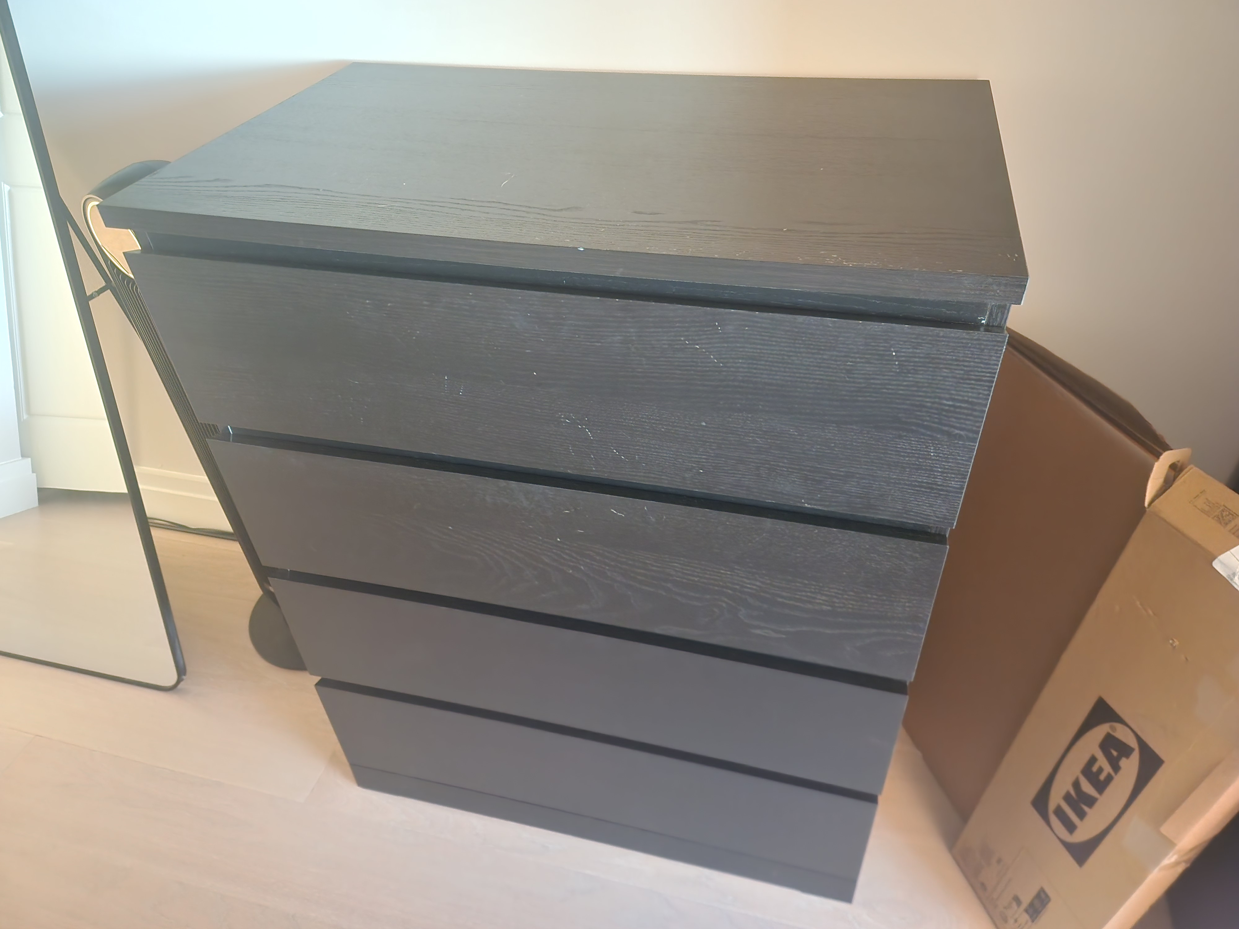 Dresser