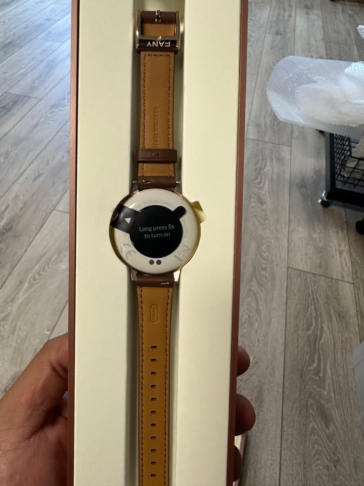 FANY Luna Women's Smartwatch – Brown Leather Strap, Gift Box - photo 3