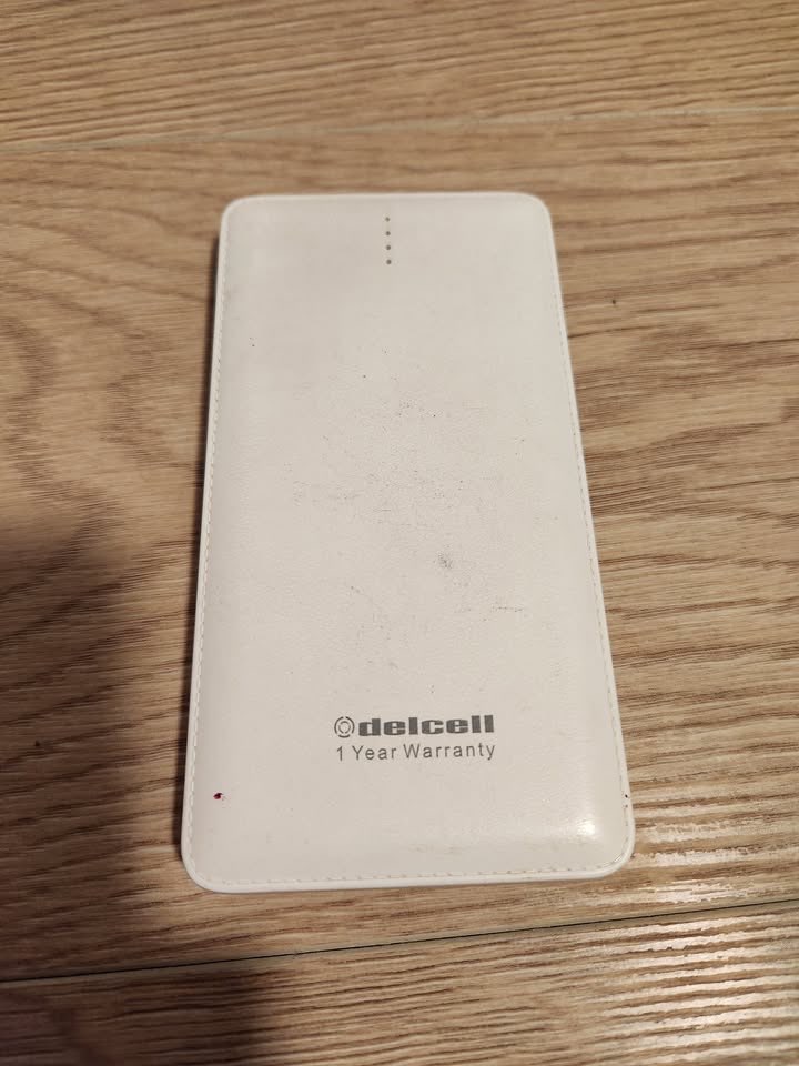 Delcell 10,000mAh Power Bank - White Portable Charger