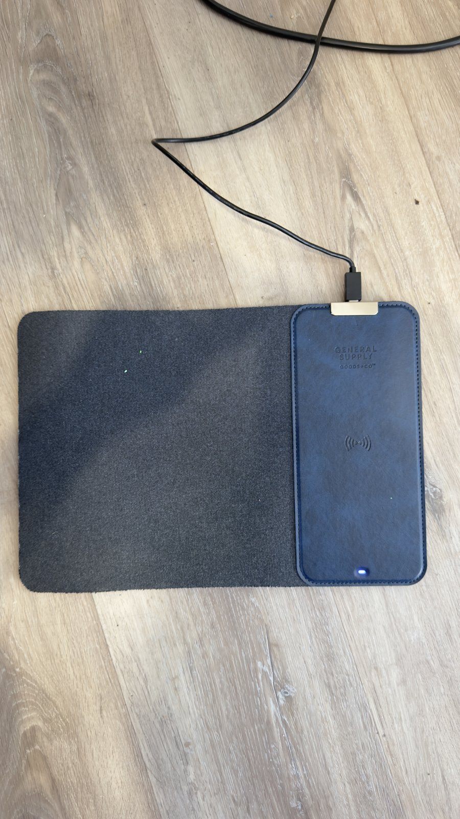 Wireless Charging Mouse Pad – 10W Qi Phone Charger, Navy