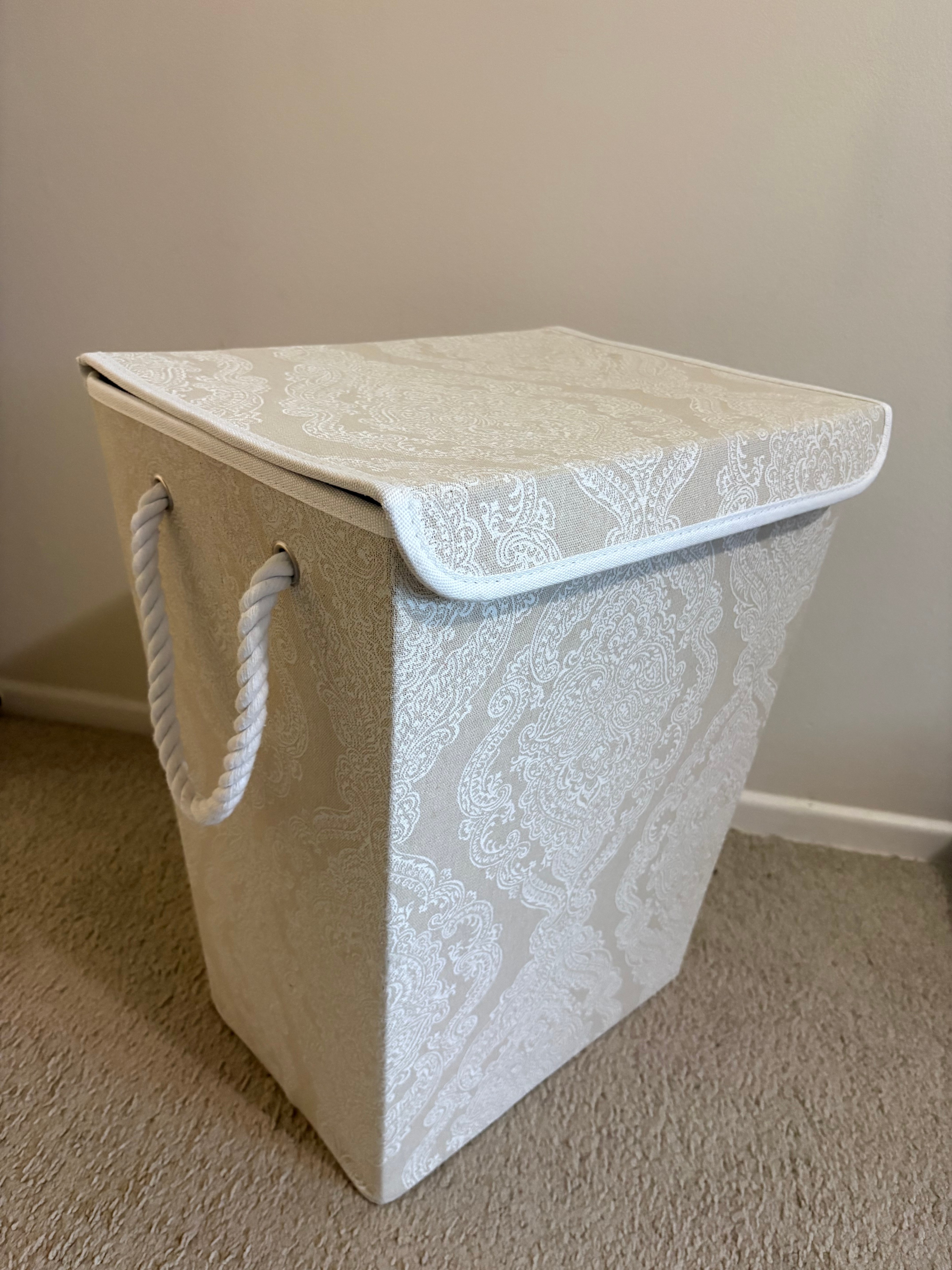 Cloth Laundry Basket with Lid