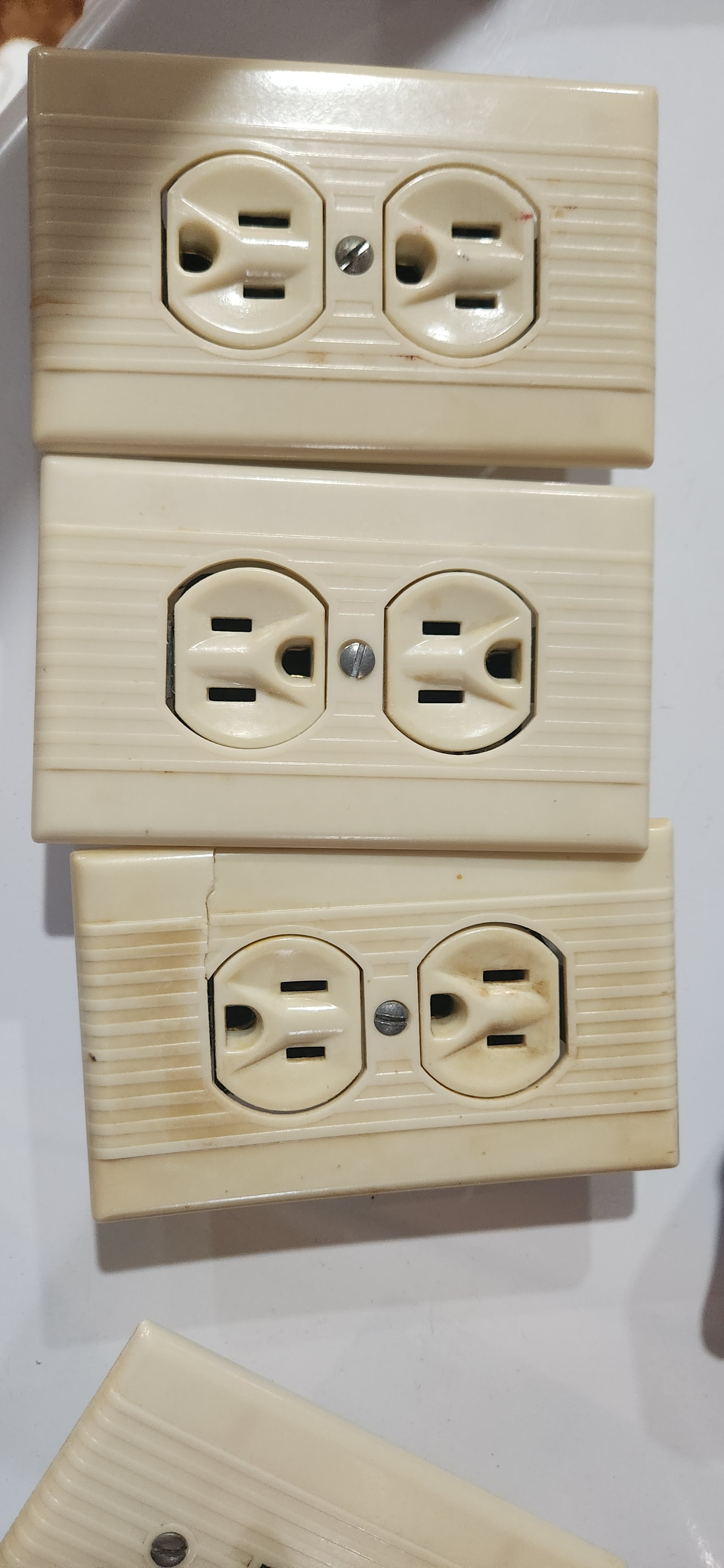 Leviton Electrical Outlet and Switch Plates