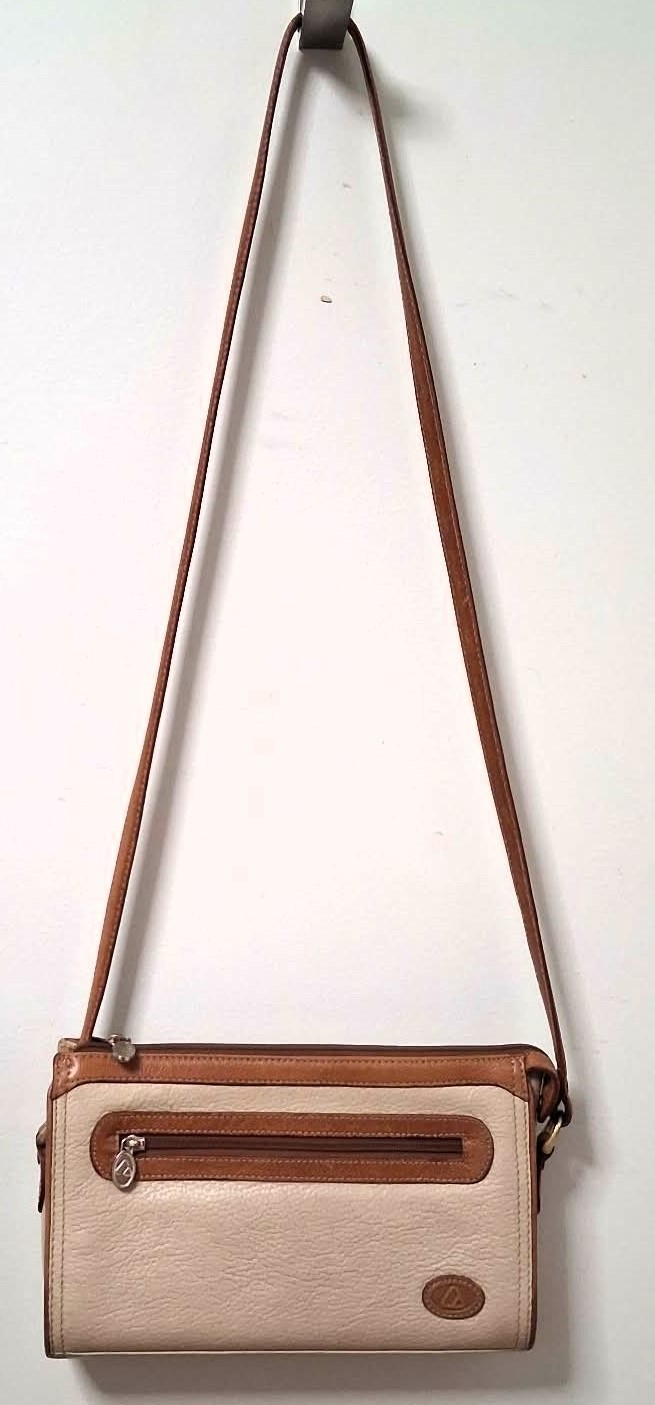 Liz Claiborne Genuine Leather Crossbody Bag Made in Korea - photo 2
