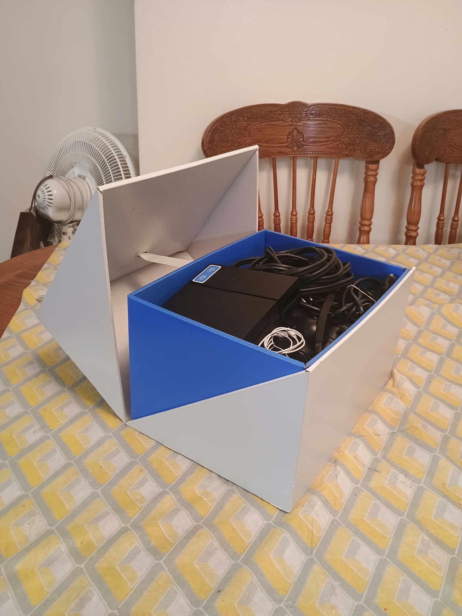 Complete PS4 VR set in like new condition