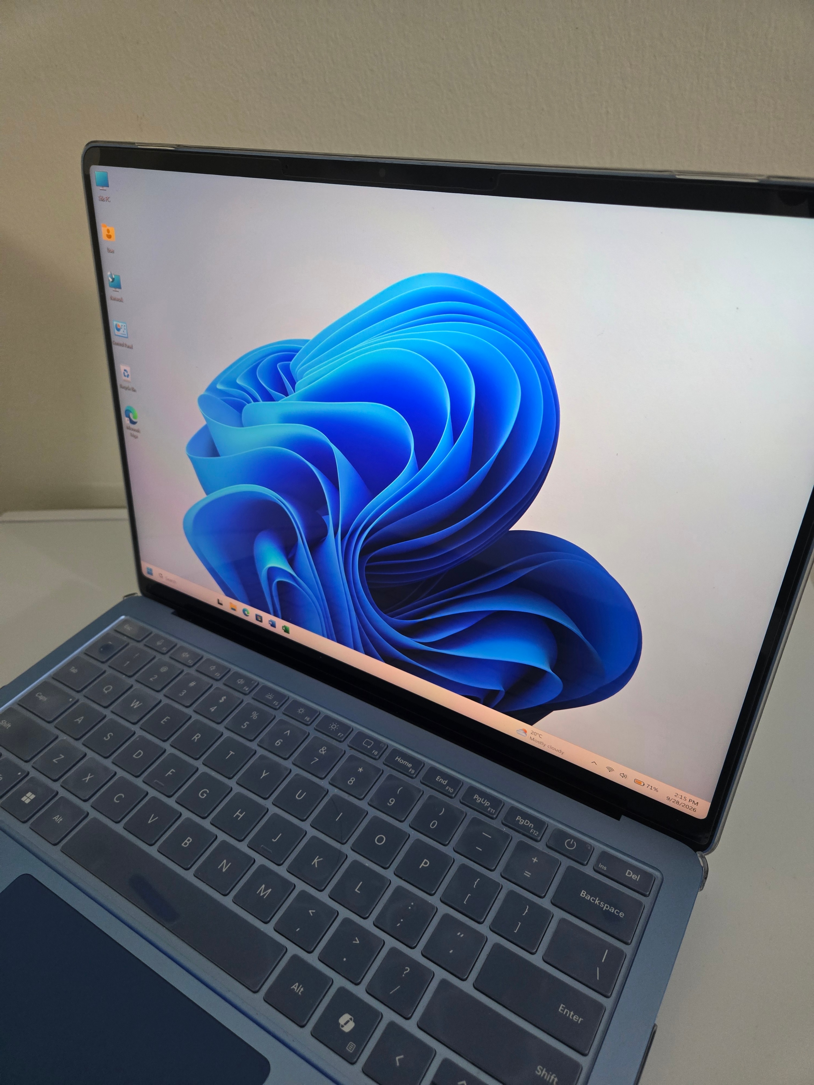 Microsoft Surface 7 Laptop 13.8" Touchscreen - photo 2
