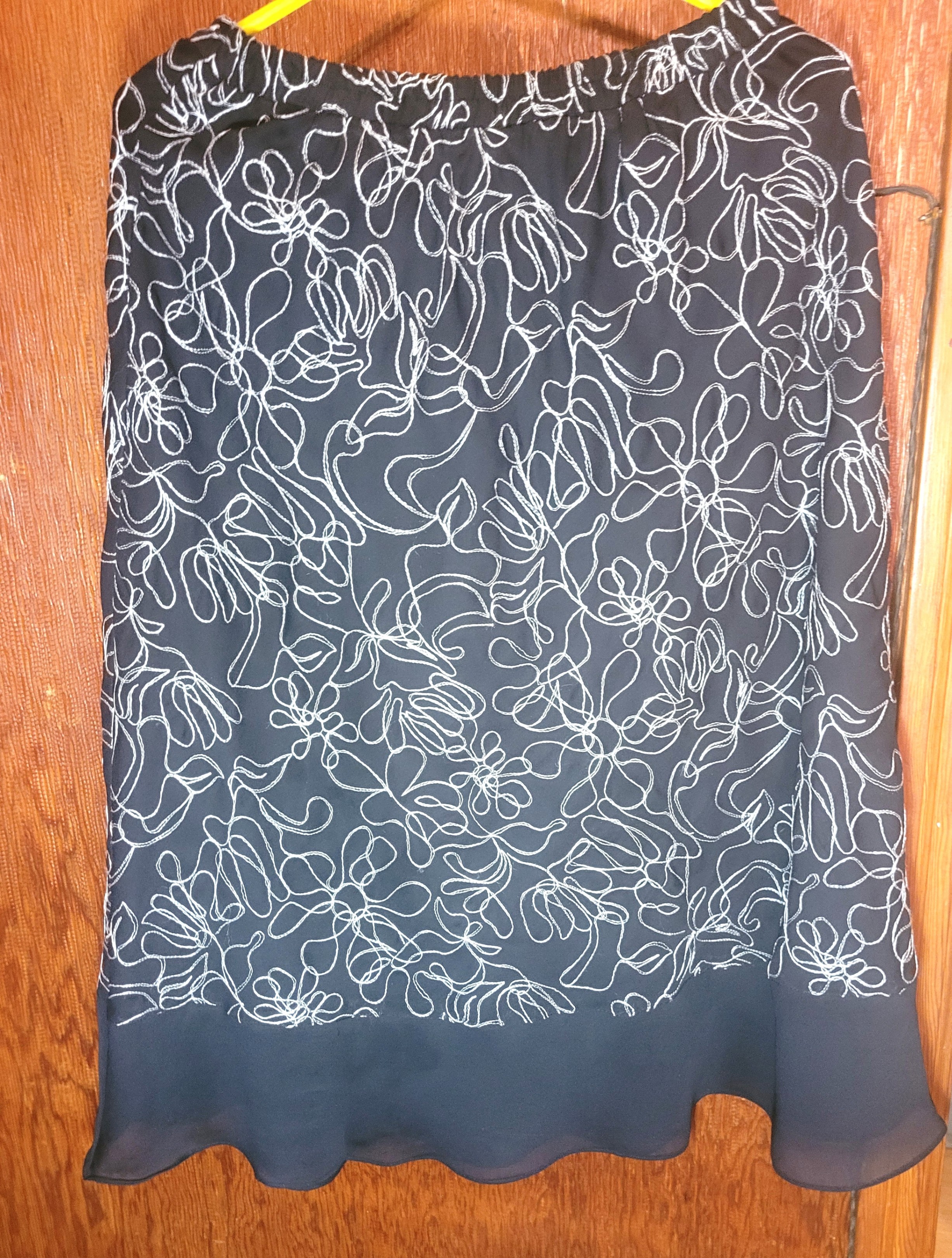 Tanjay Petites Black White Floral Embroidered Midi Skirt 8P - photo 2