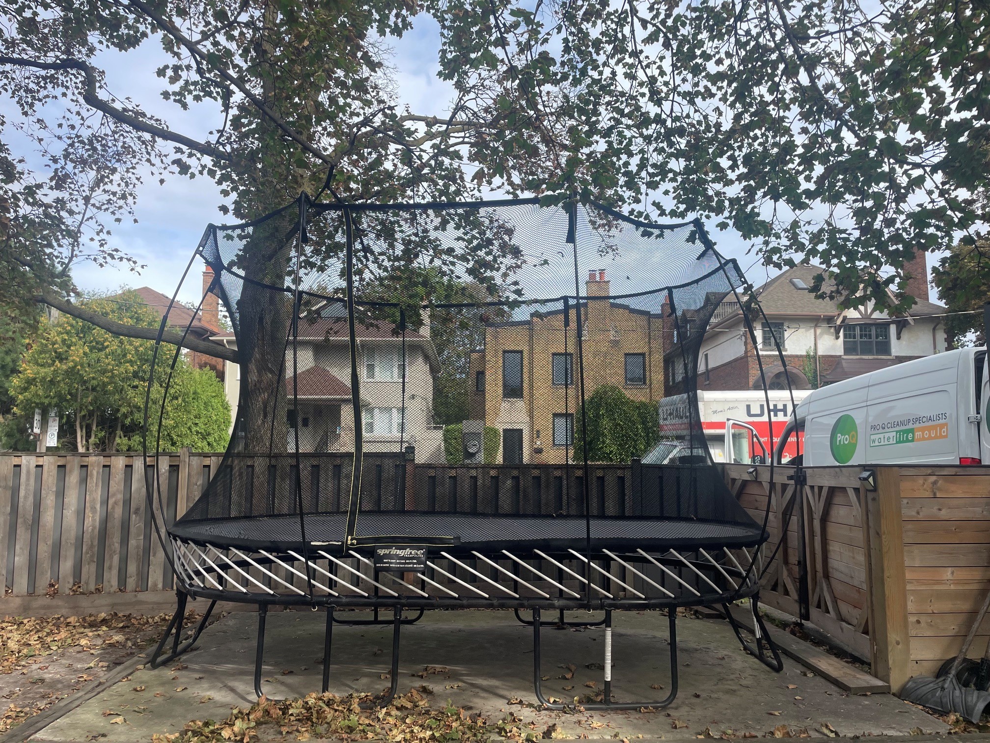 Springfree 8' x 13' Large Oval Trampoline