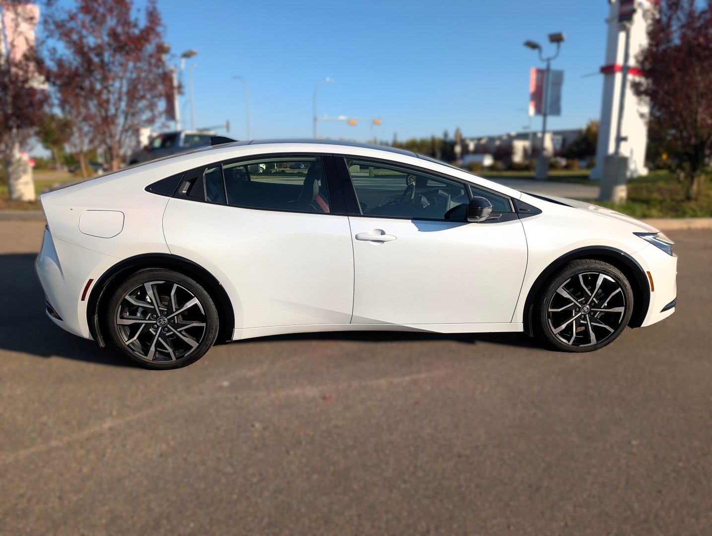 2026 Toyota Prius PHEV - photo 5