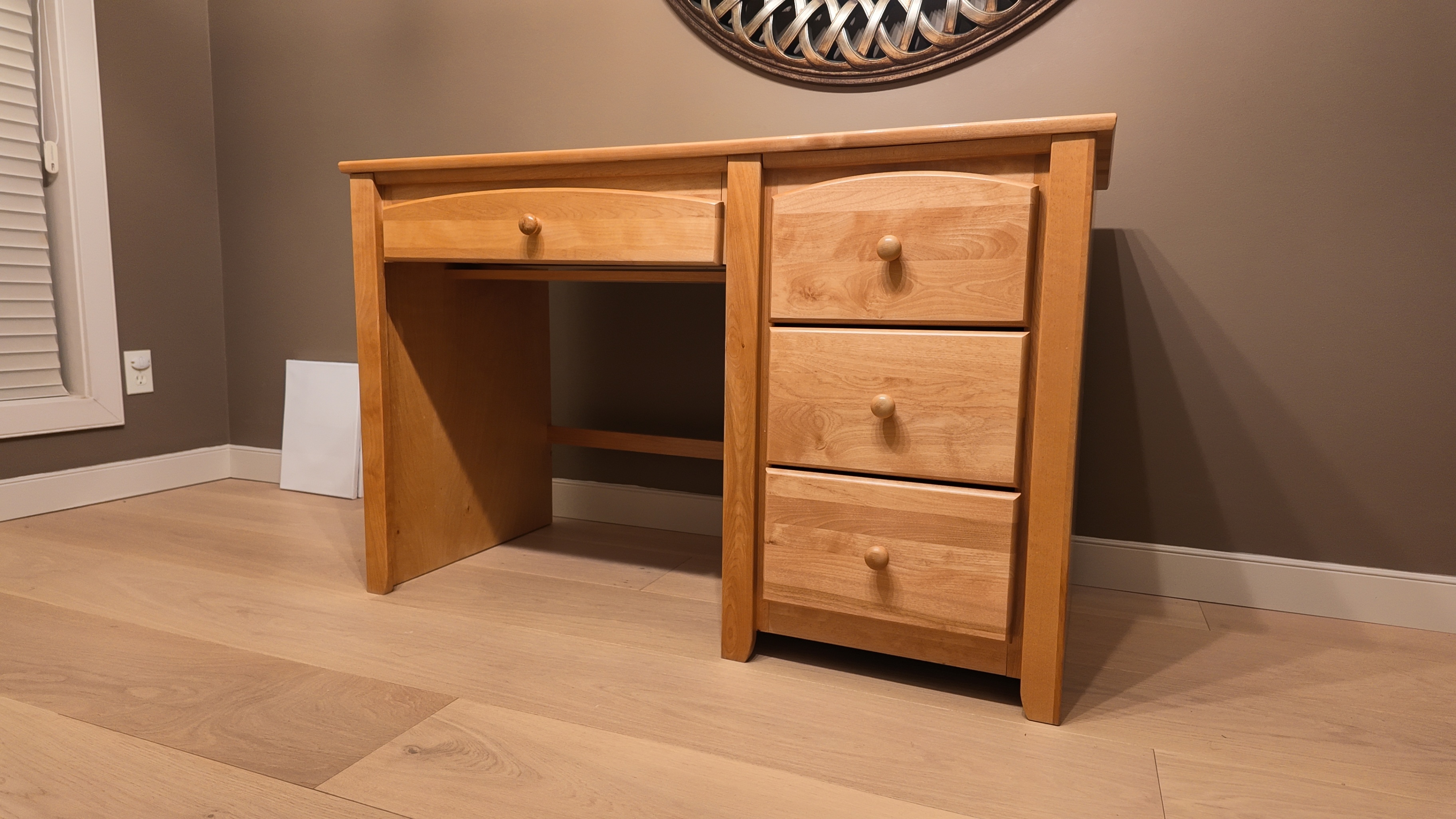 Refurbished Sears Wooden Desk – 4 Drawers
