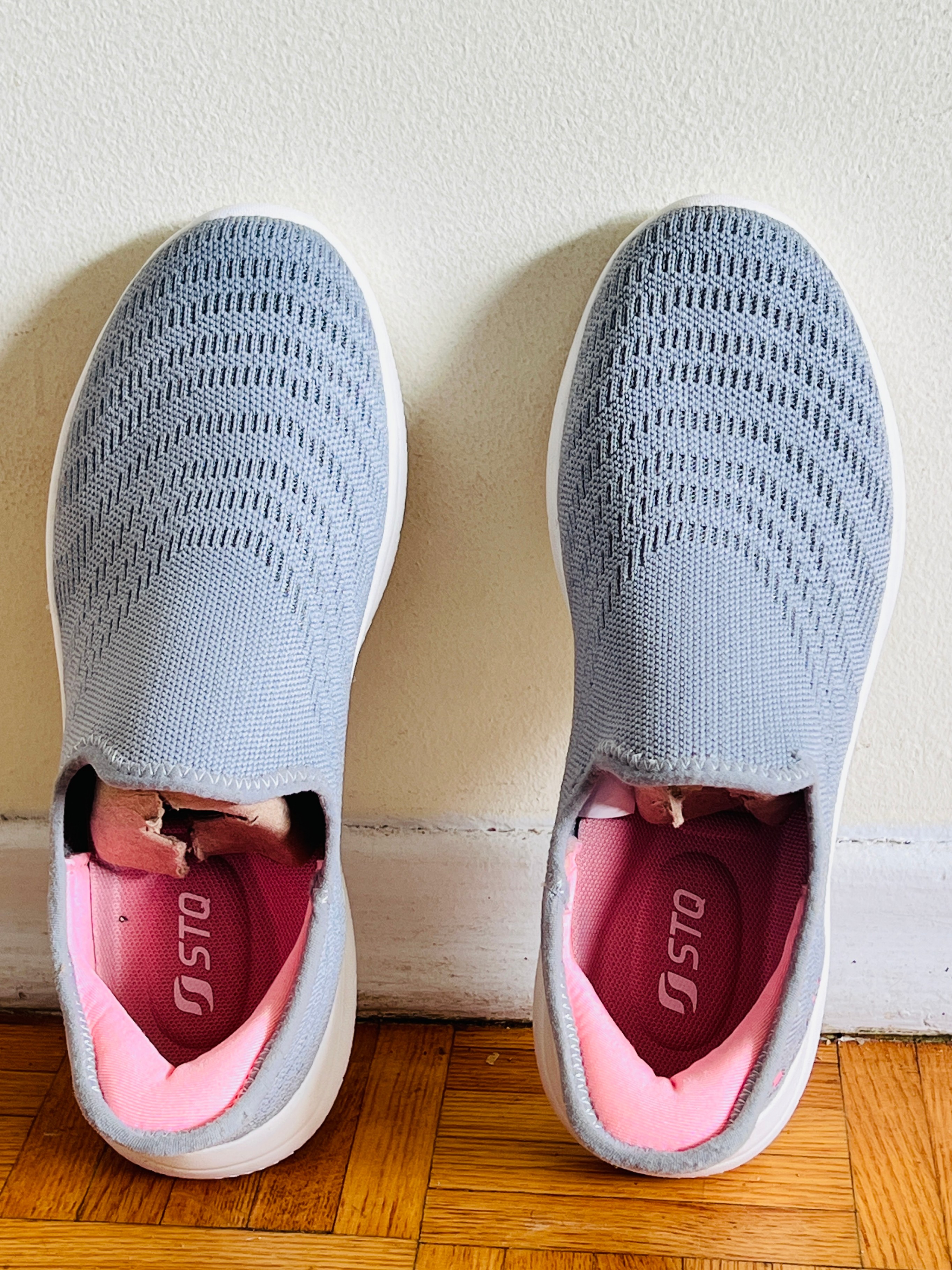Shoes for men and women US 8 (new and unused) - photo 2