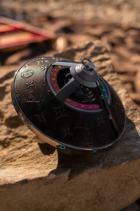 Louis Vuitton Horizon Light Up Speaker QAC000 Black