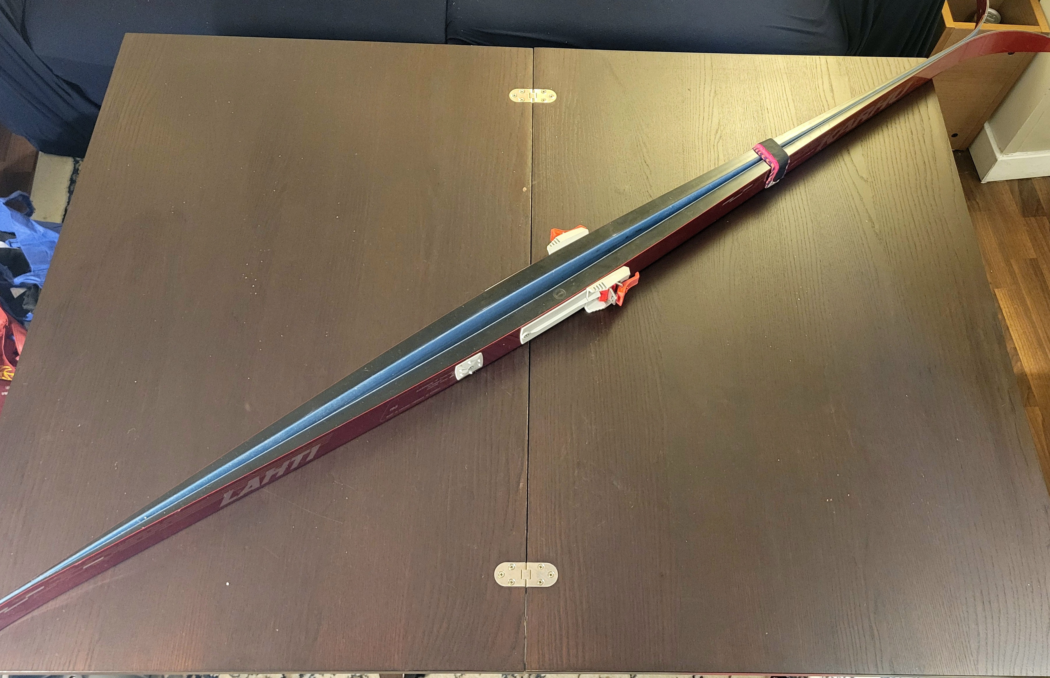 Karhu Lahti cross-country ski set