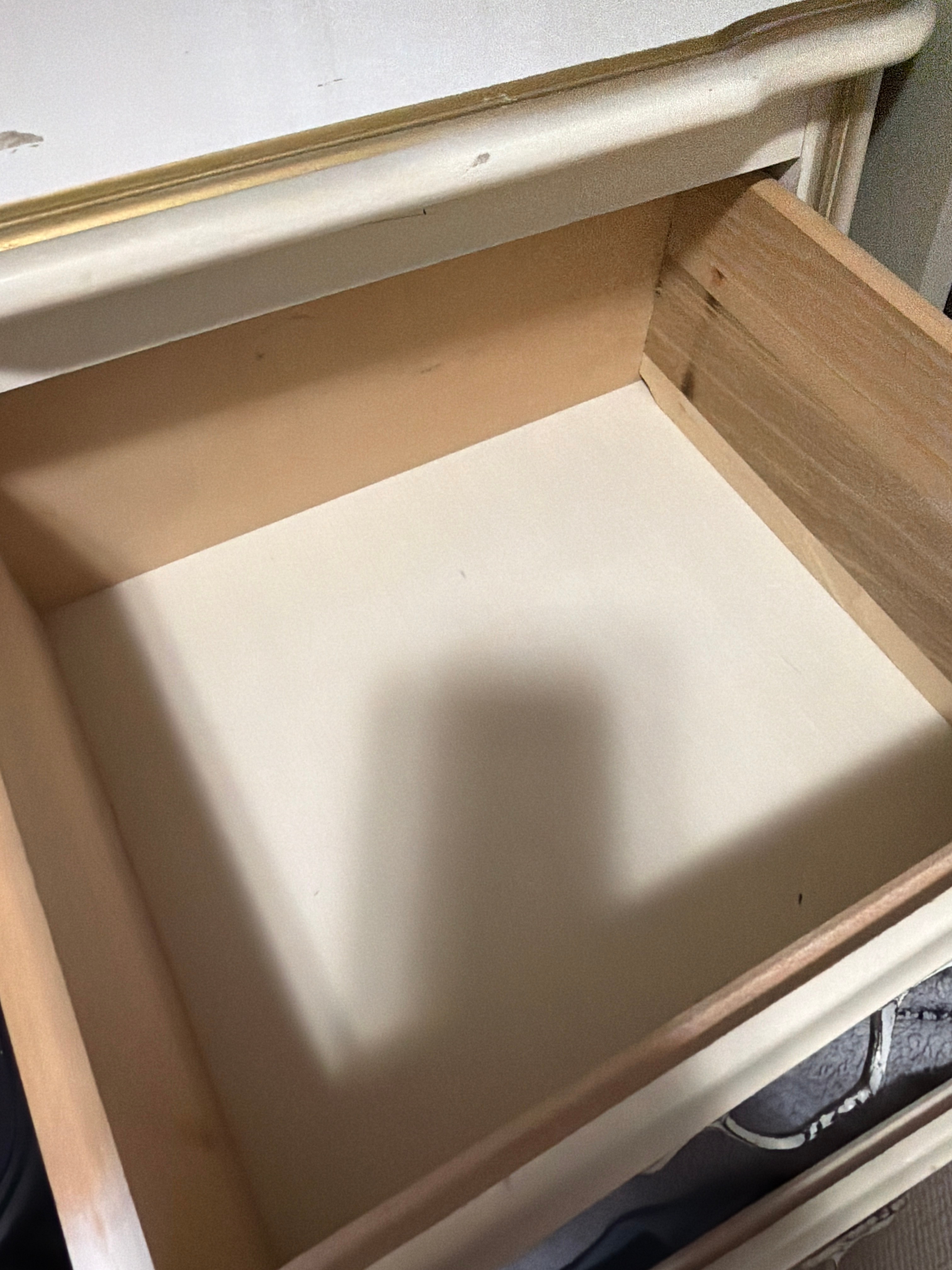 White wood Vintage French Provincial tall lingerie chest - photo 4