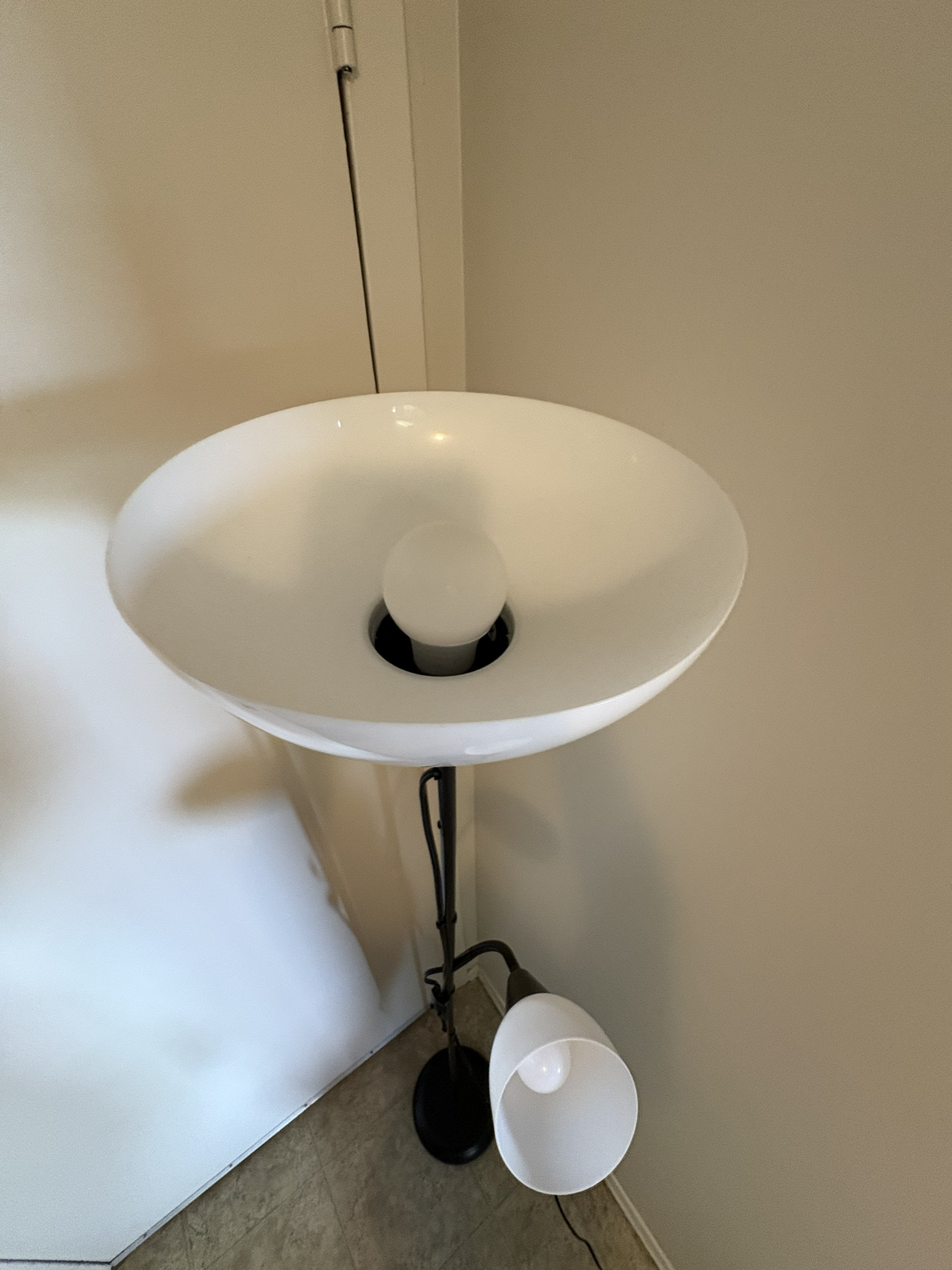 2 IKEA Floor Lamps - photo 3