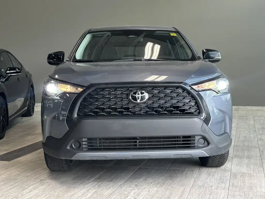 2025 Toyota Corolla Cross - photo 2