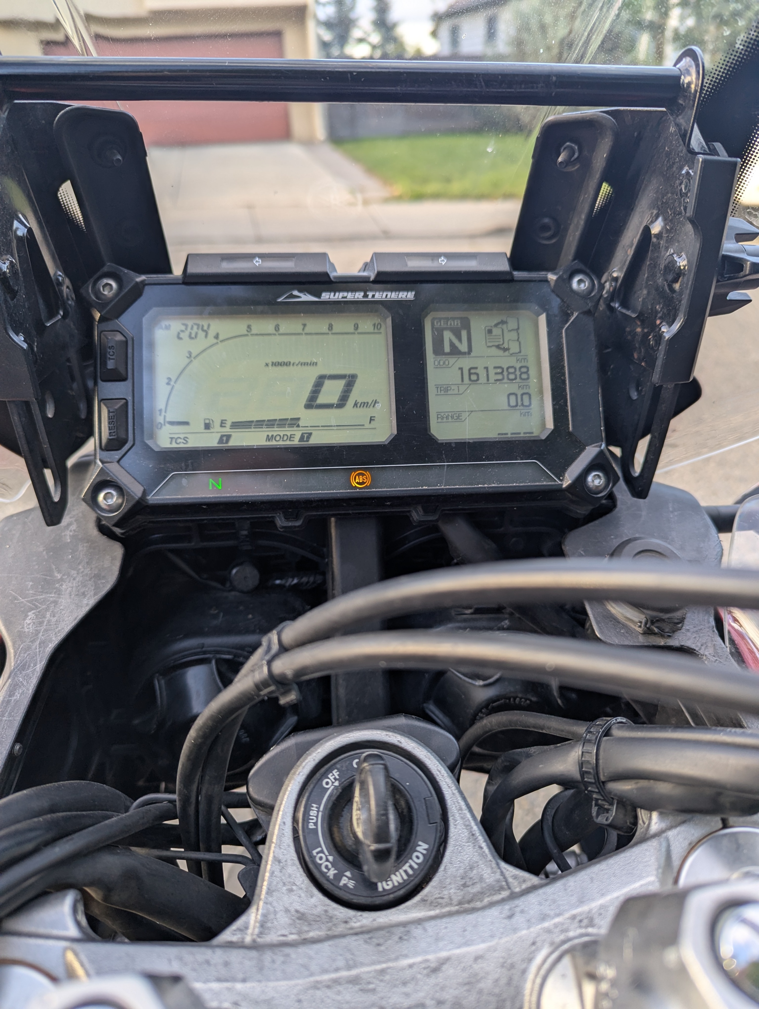 2015 Yamaha Super Ténéré 1200 – One Owner – Fully Equipped Rig - photo 2