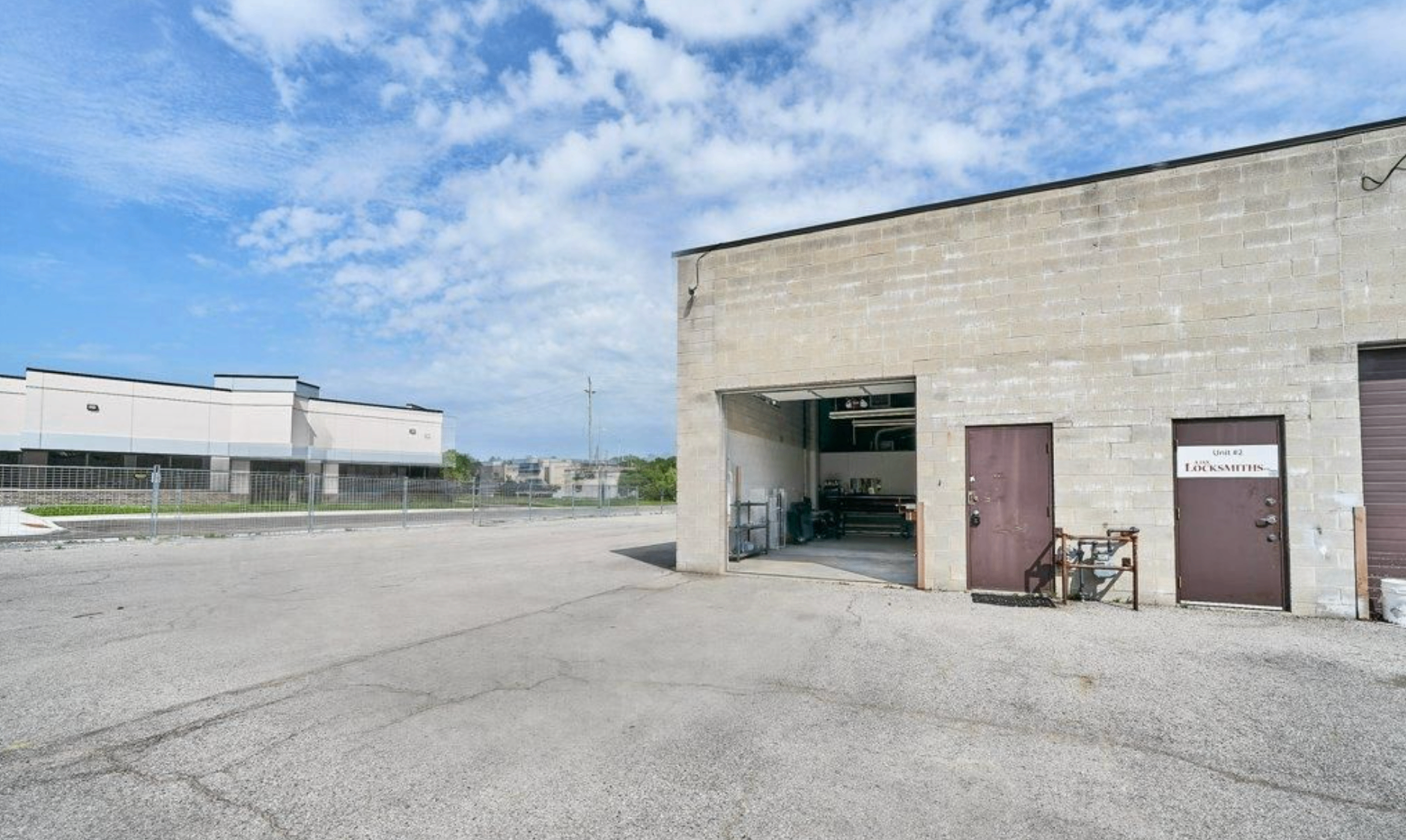 Industrial Condo for Sale – Ajax | 1,200 Sq. Ft. | $579,000!! - photo 3