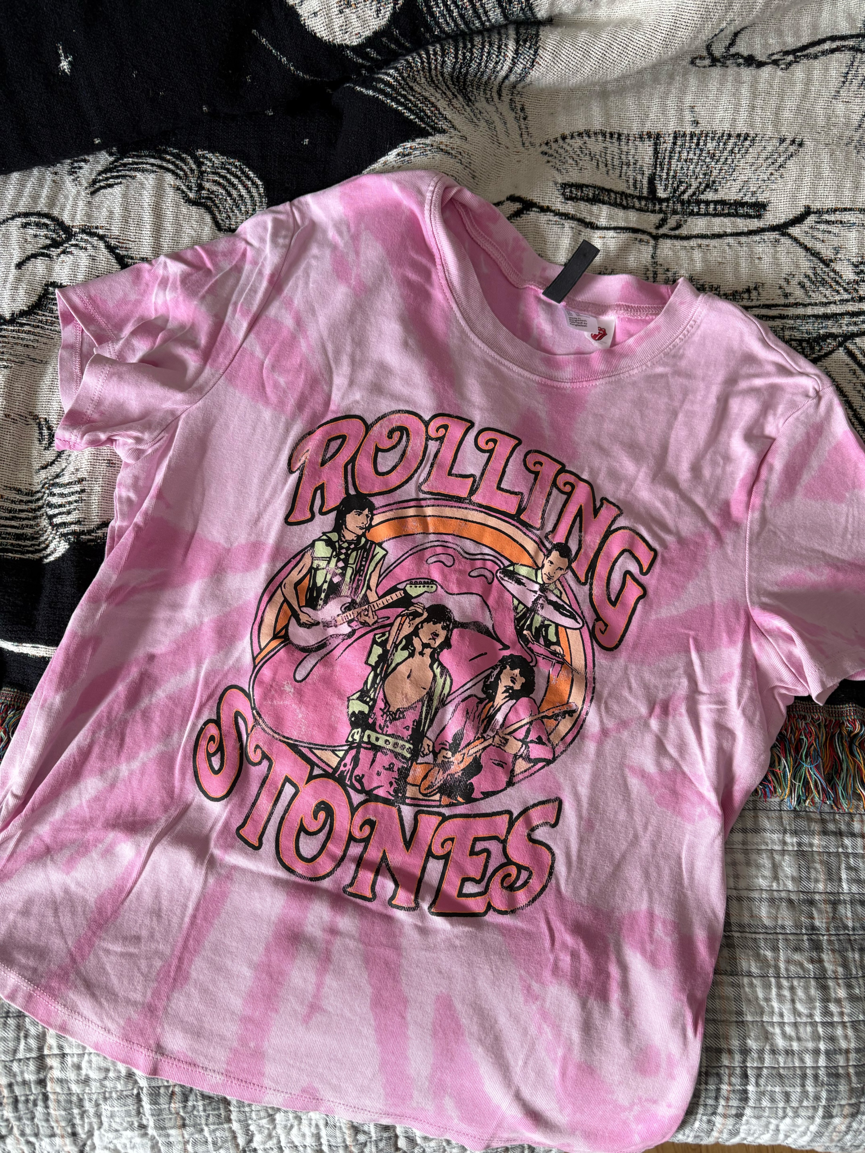 Unique pink Rolling Stones shirt