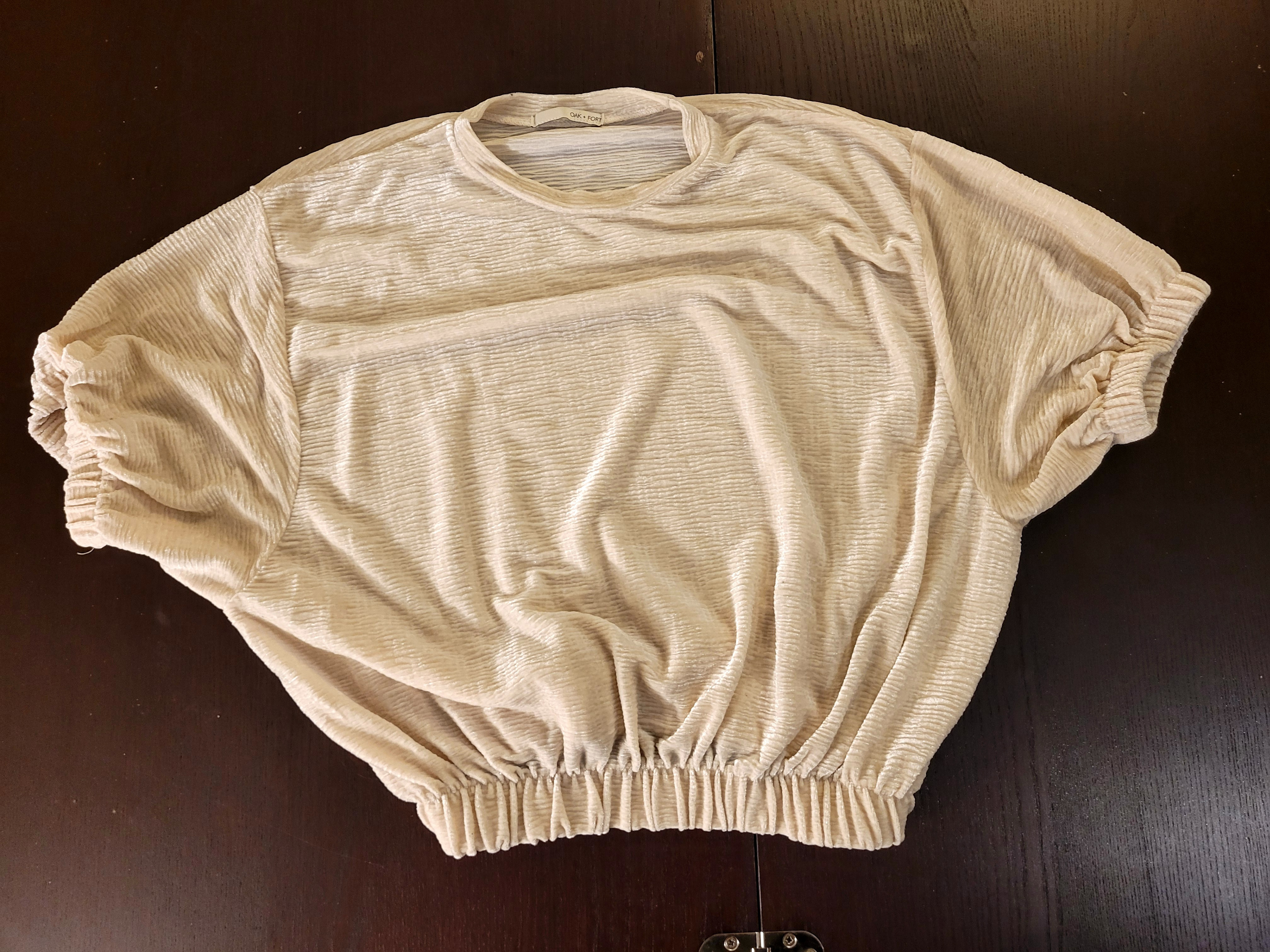 OAK + FORT cropped plissé/textured dolman sleeve top (NEW)