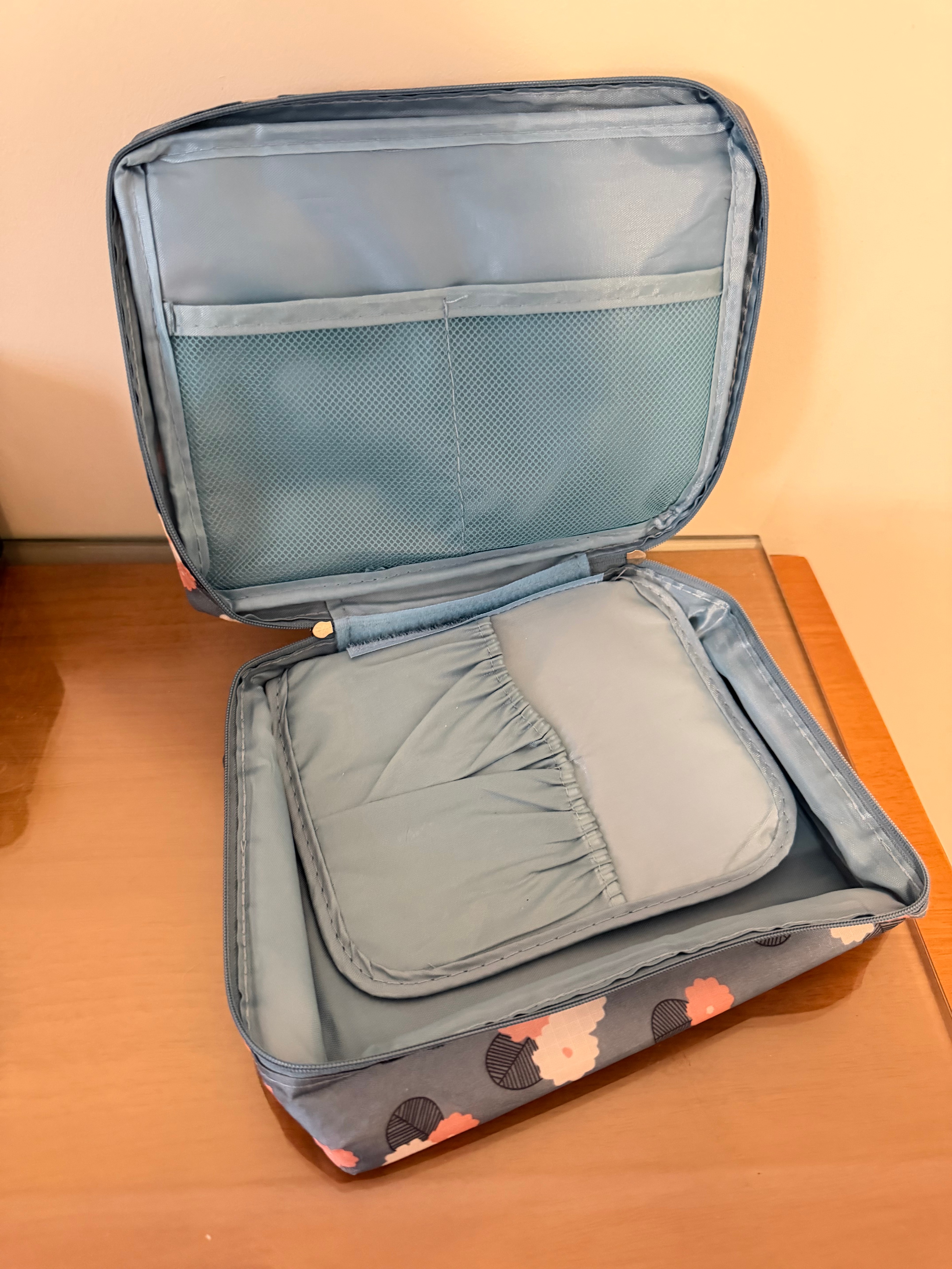 Floral Travel Organizer Bag - photo 3