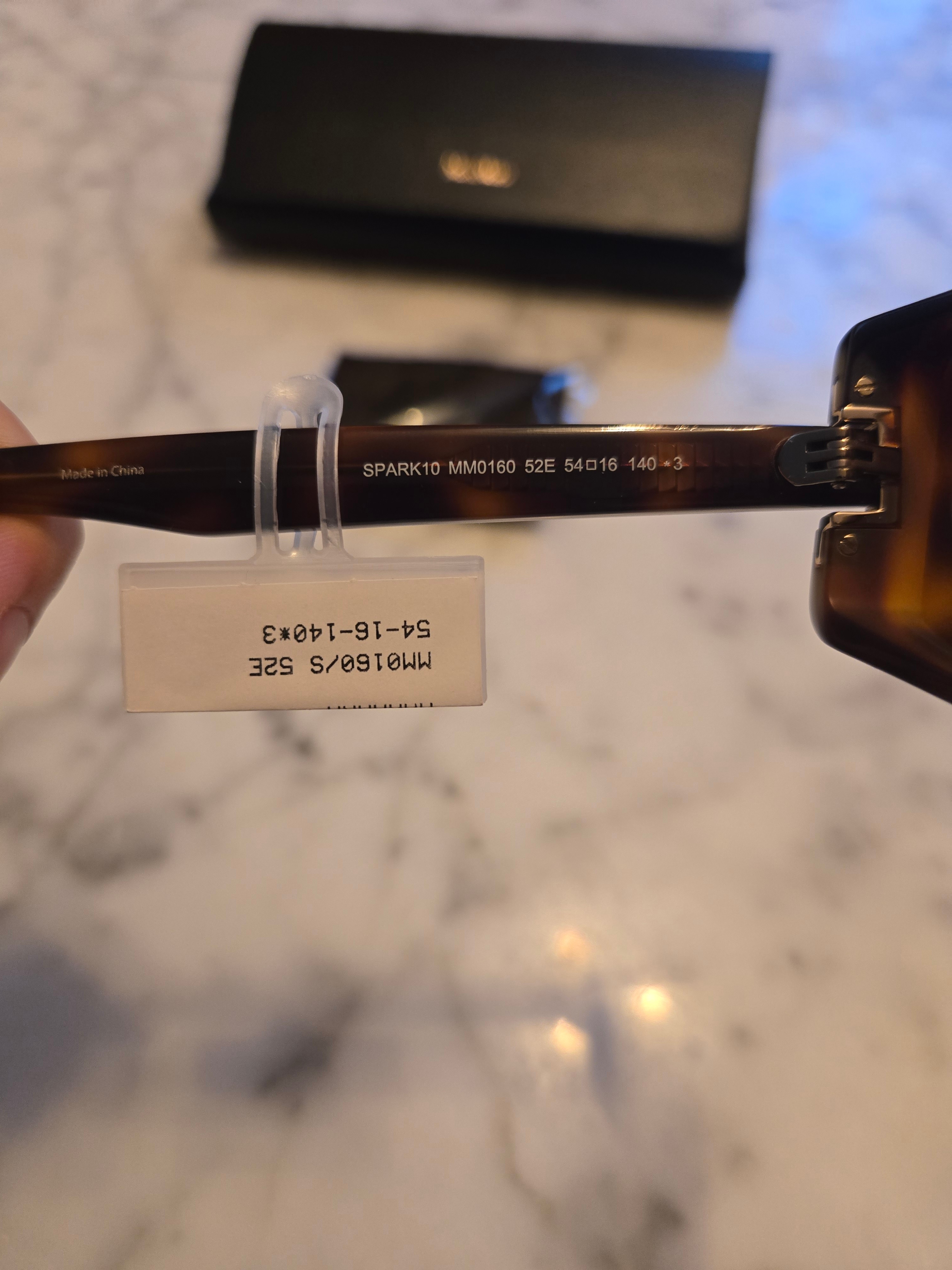 Max Mara MM0160 52E Sunglasses — Brand New + Free bonus item - photo 3