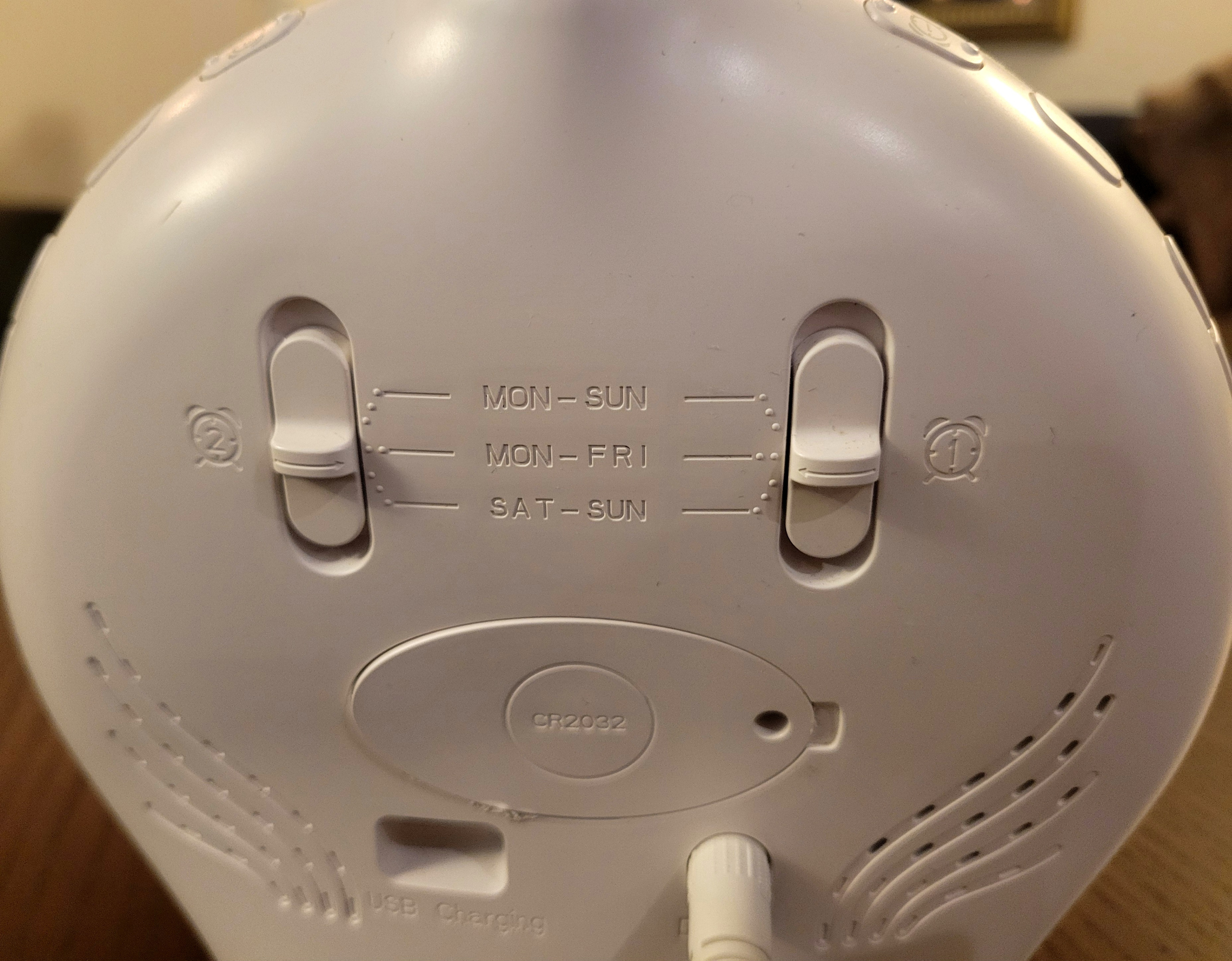 Sunrise Alarm Clock (8 natural sound and radio settings) - photo 3