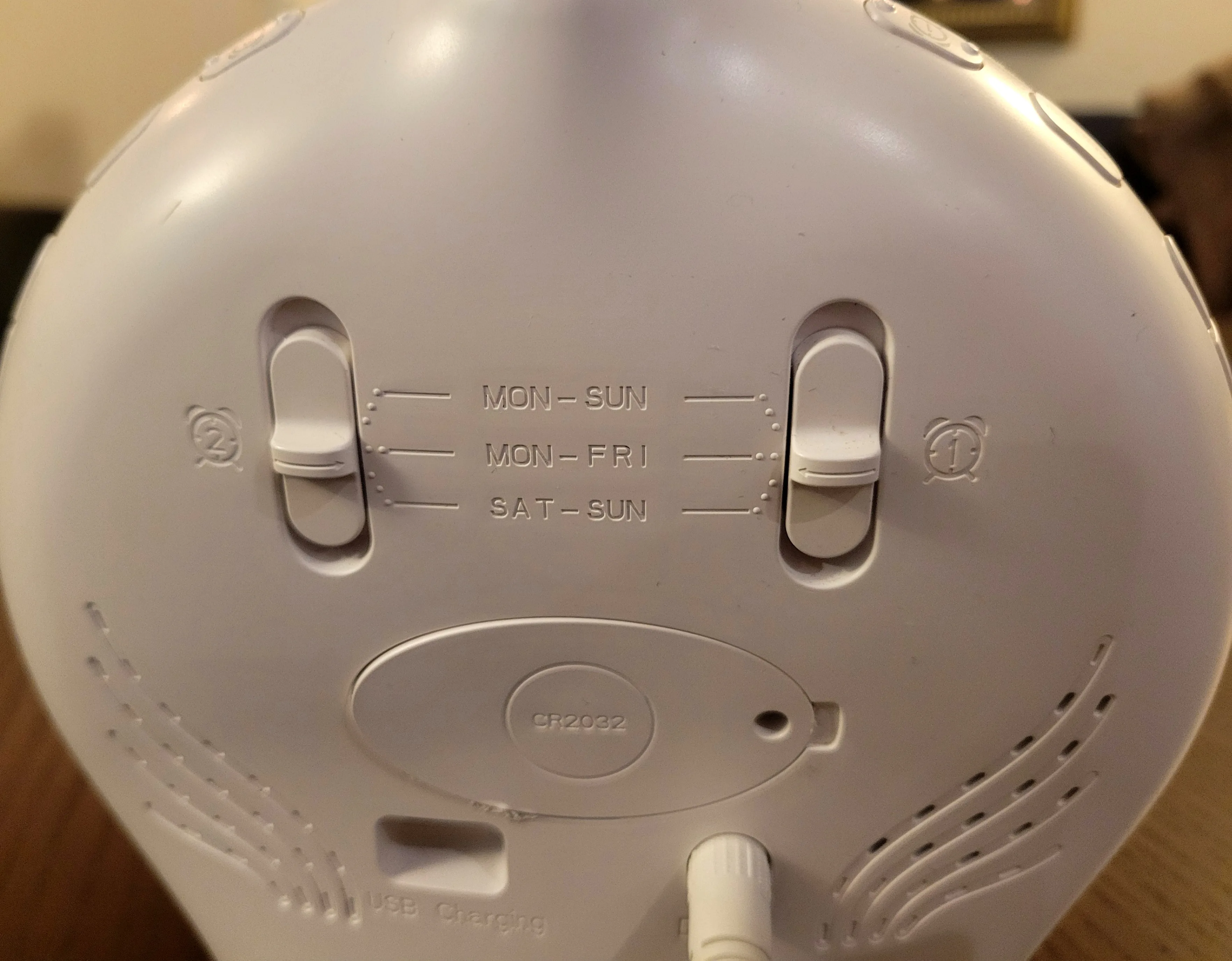 Sunrise Alarm Clock (8 natural sound and radio settings) - photo 3